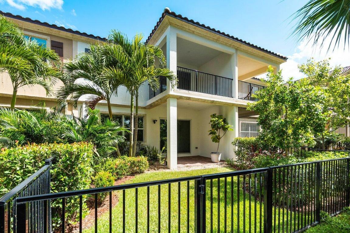 BINKS POINTE - Residential Lease