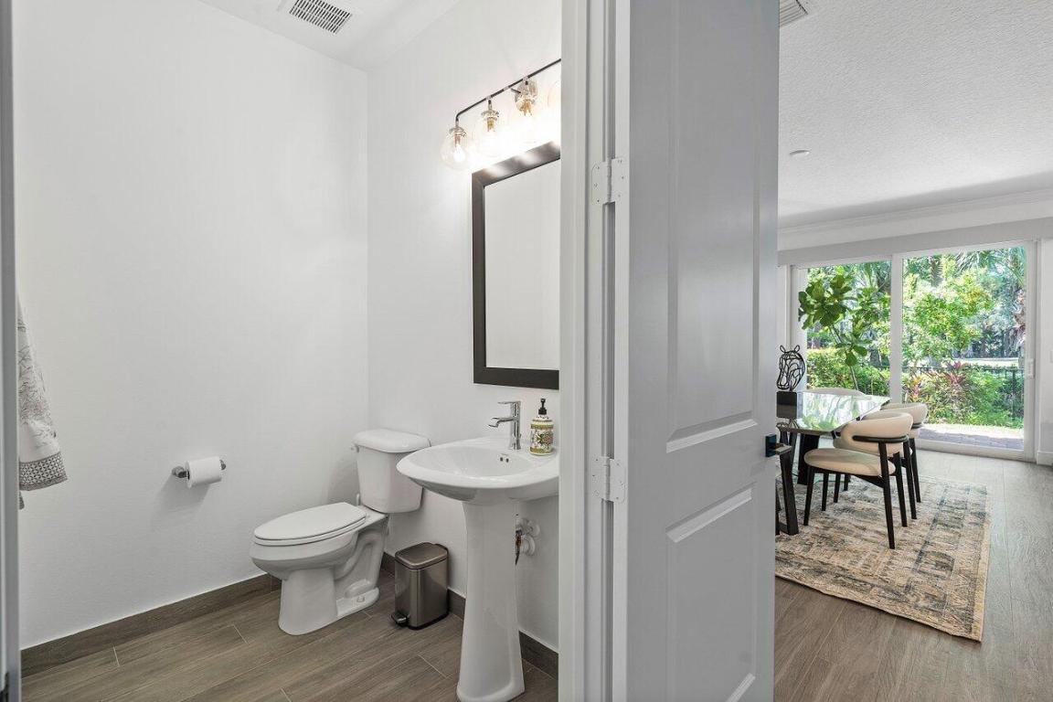 BINKS POINTE - Residential Lease