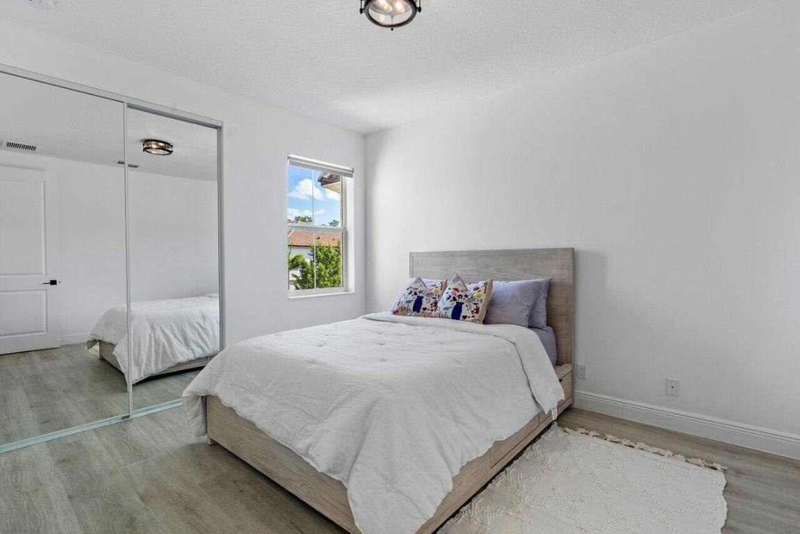 BINKS POINTE - Residential Lease