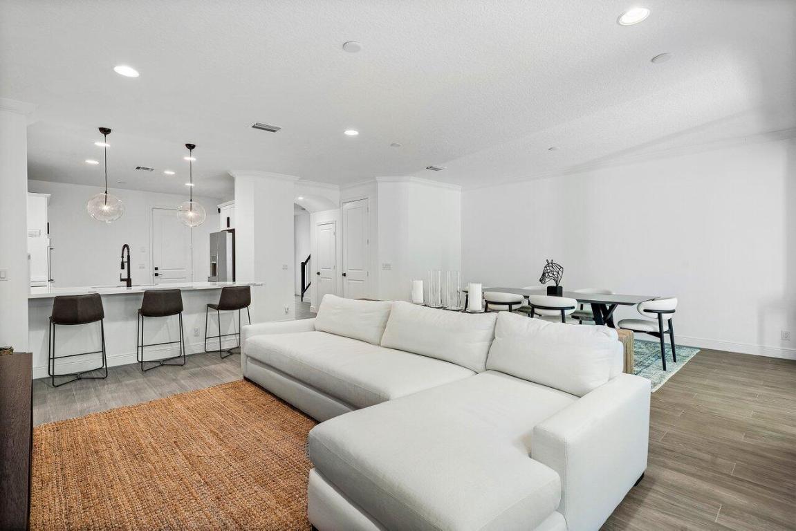 BINKS POINTE - Residential Lease