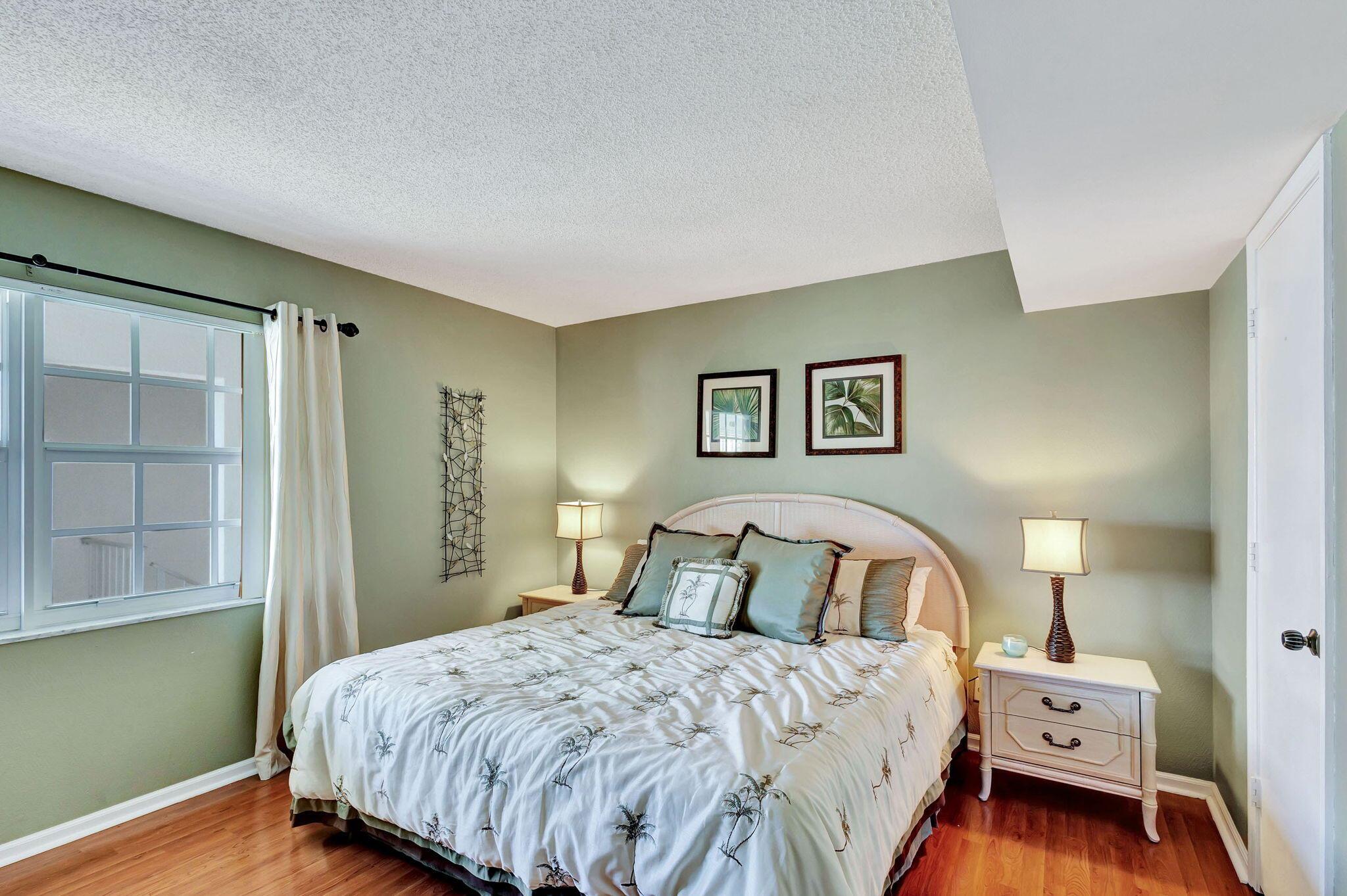 SUGAR SANDS CONDO 17 - Residential