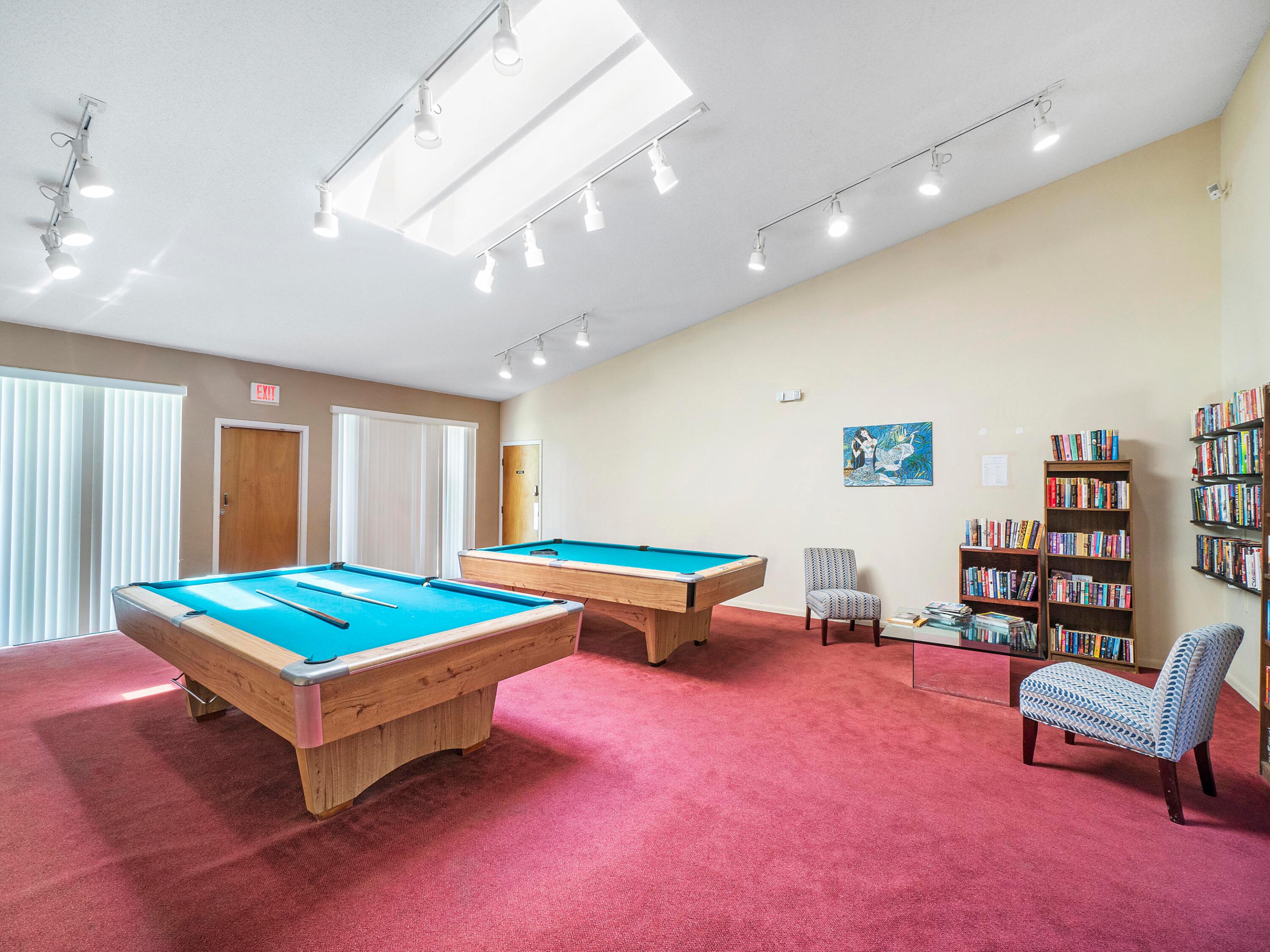 CYPRESS BEND CONDOMINIUM VII - Residential