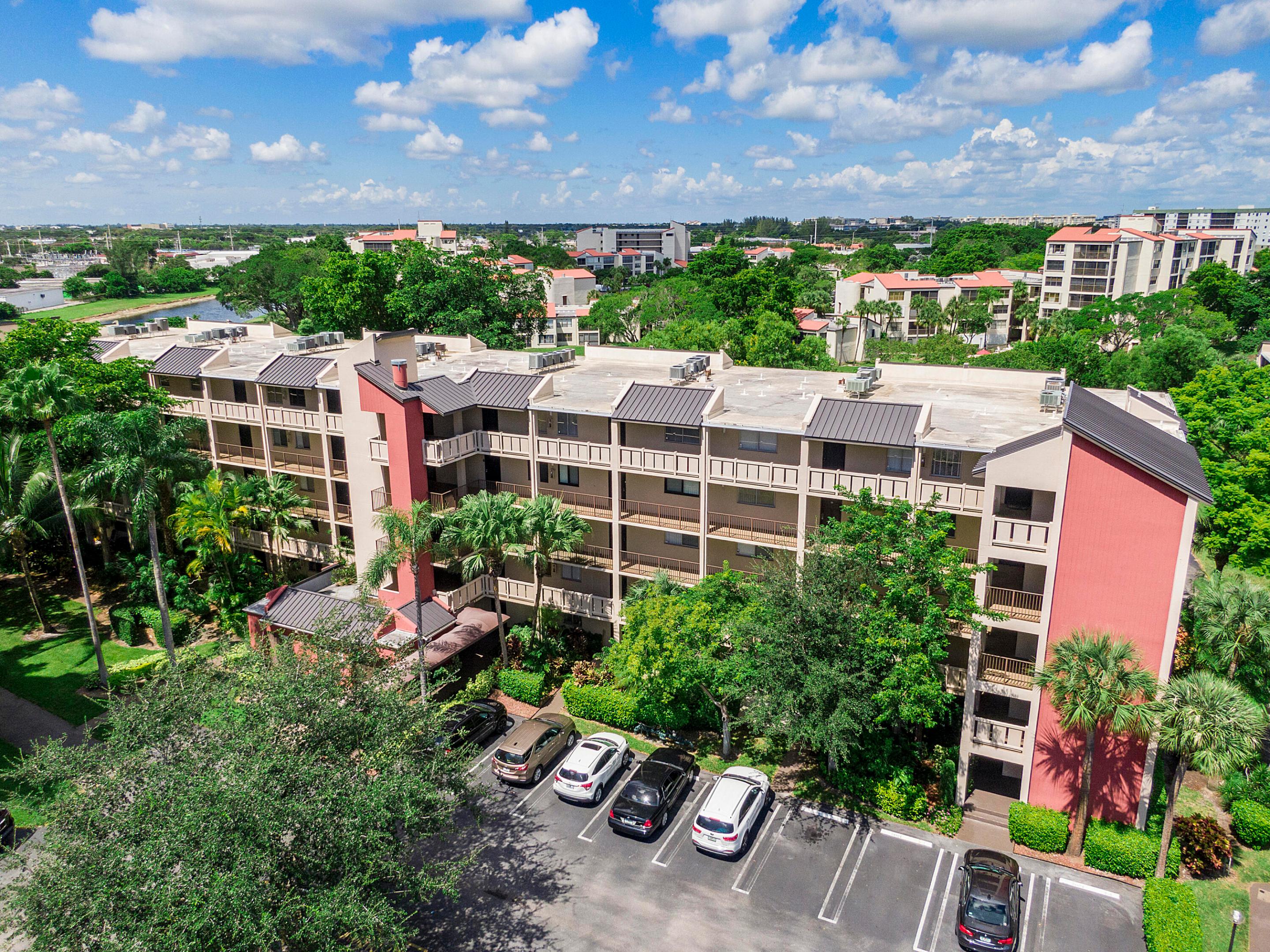 CYPRESS BEND CONDOMINIUM VII - Residential