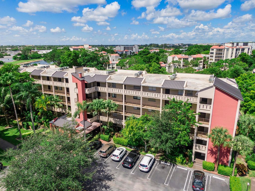 Photo of 2236 N Cypress Bend Drive, Pompano Beach, FL 33069 (MLS # B26023215)