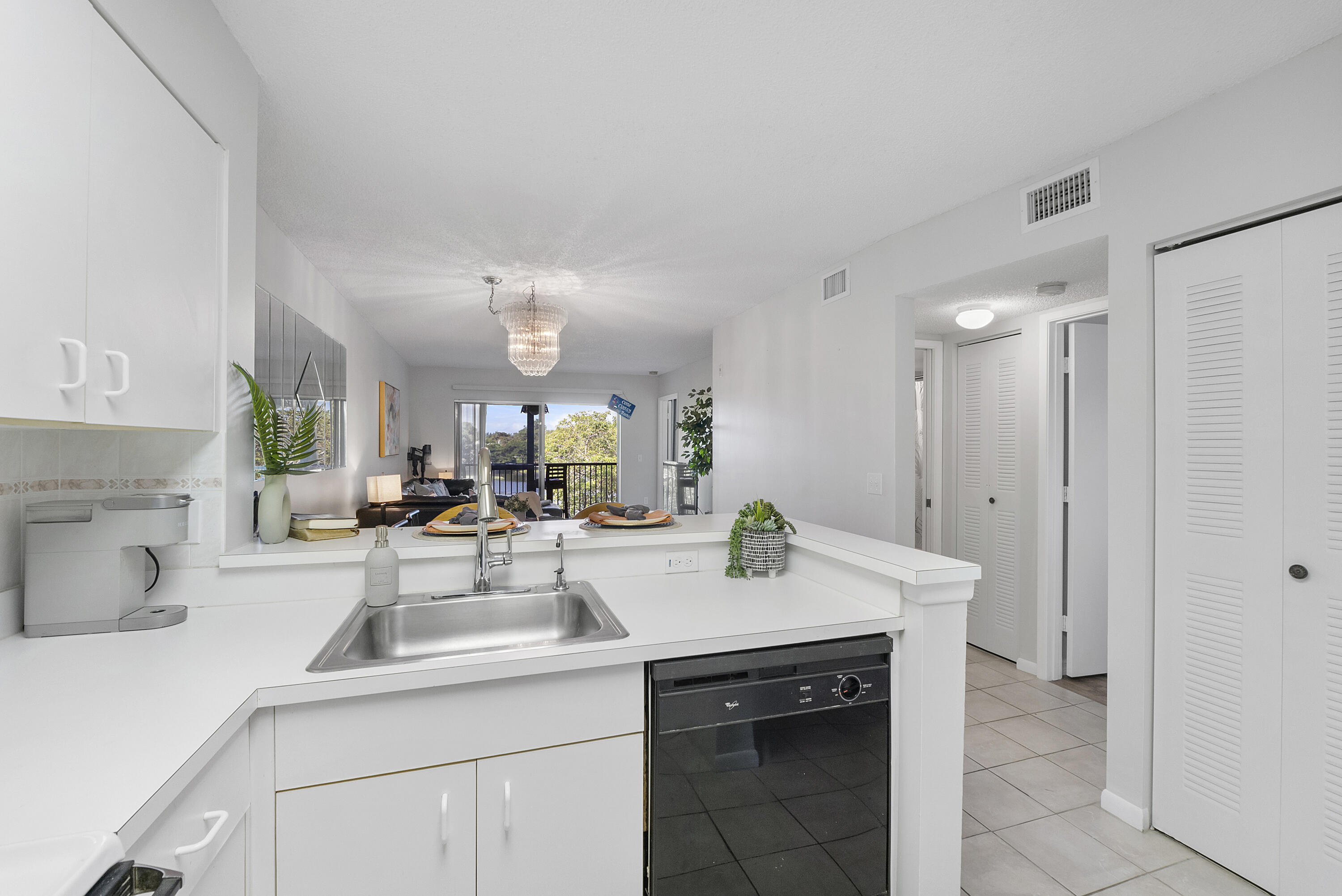 CYPRESS BEND CONDOMINIUM VII - Residential