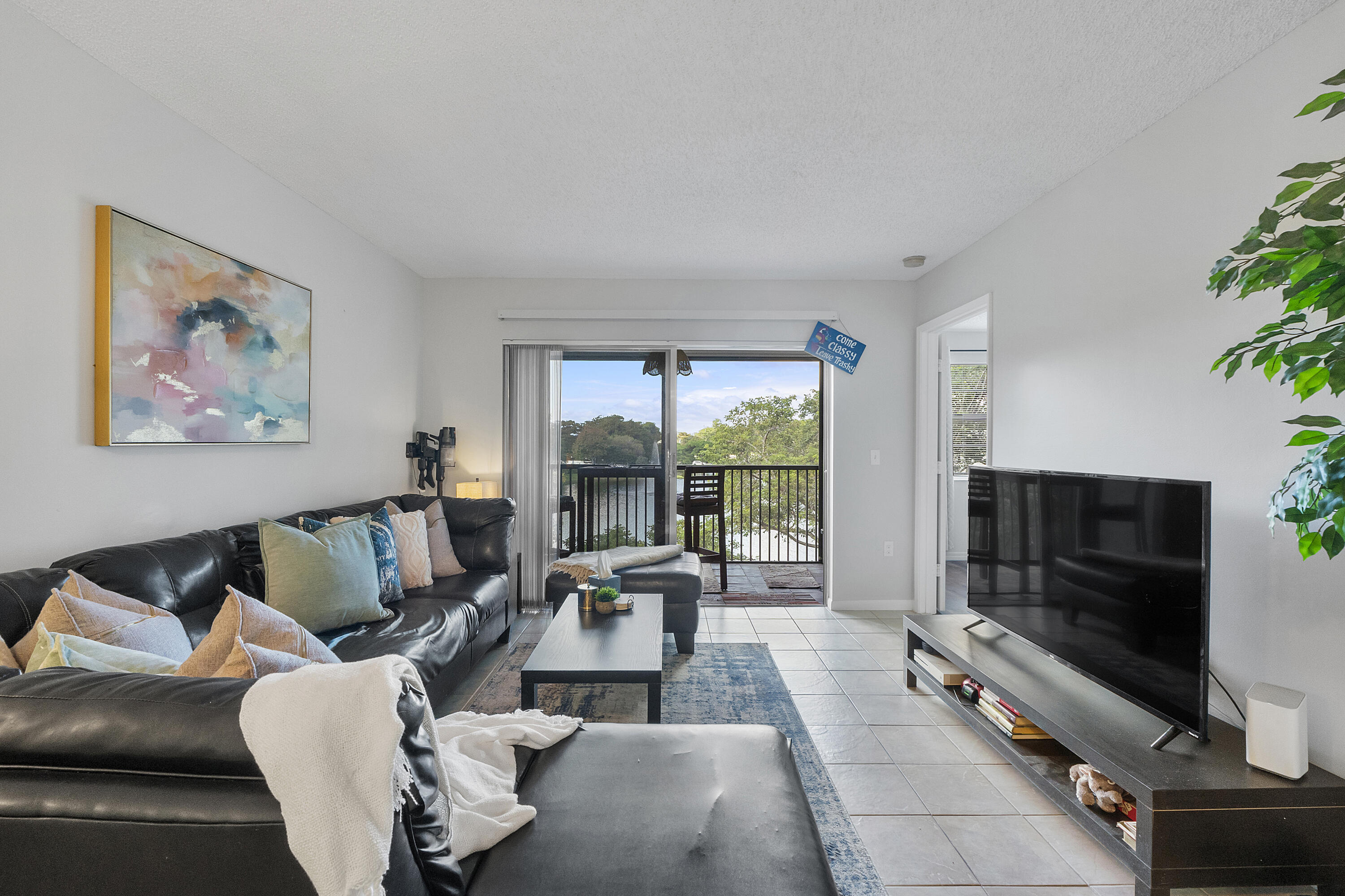 CYPRESS BEND CONDOMINIUM VII - Residential