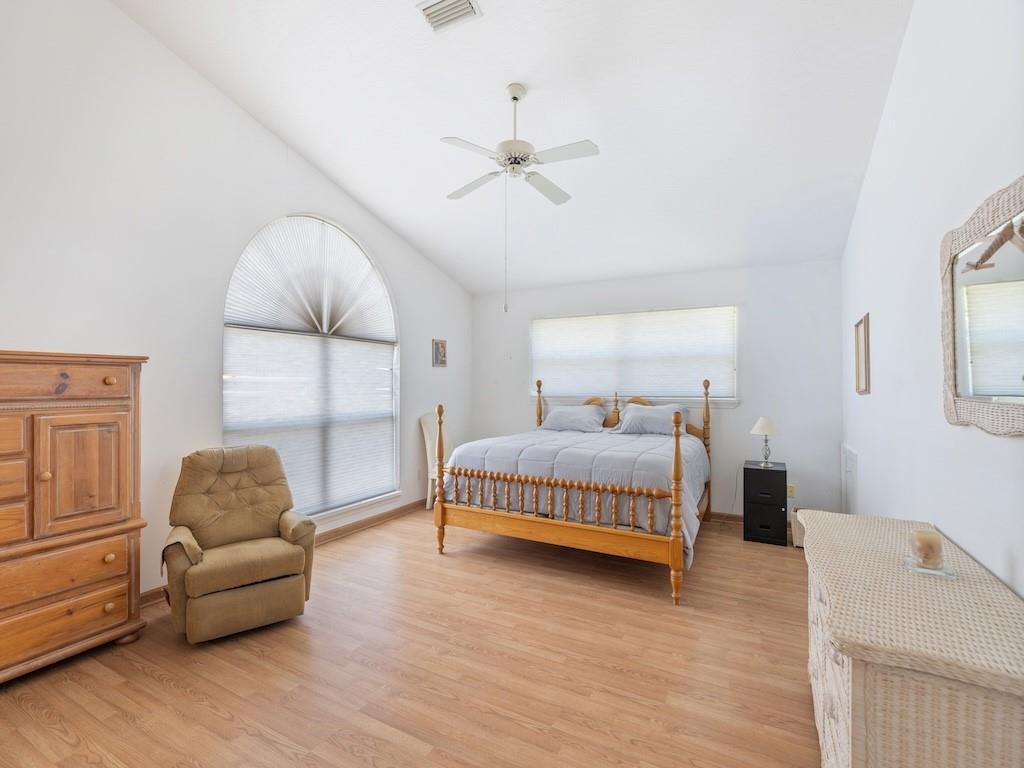 REPLAT OF POR NARANJA TR SHELLMOUND BCH - Residential