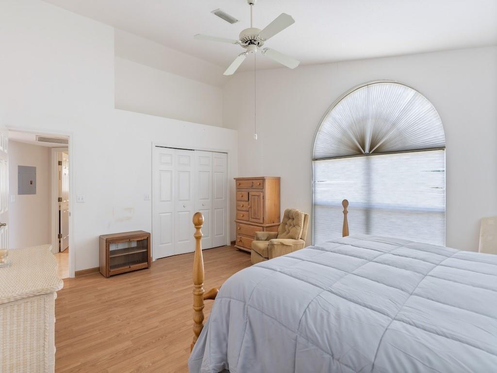 REPLAT OF POR NARANJA TR SHELLMOUND BCH - Residential