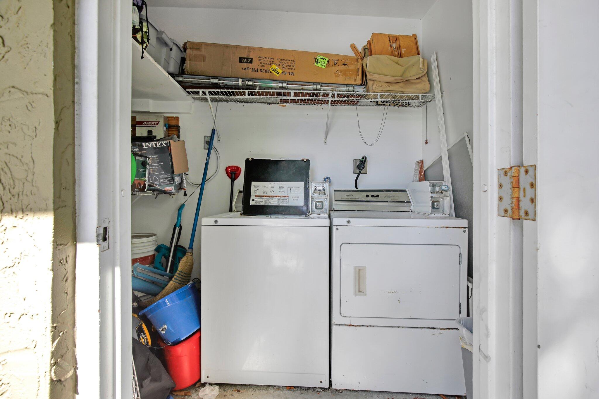 DIXIE PARK - Residential Lease