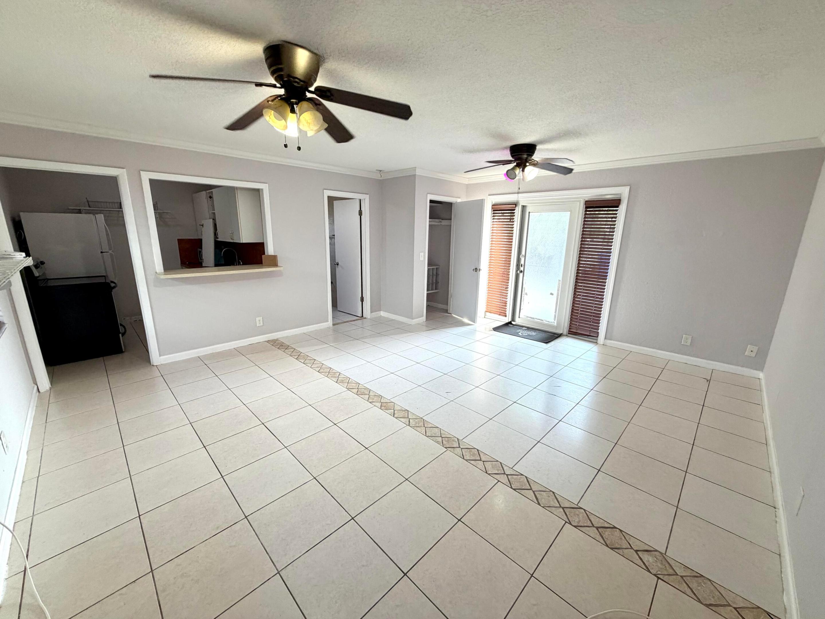 DIXIE PARK - Residential Lease