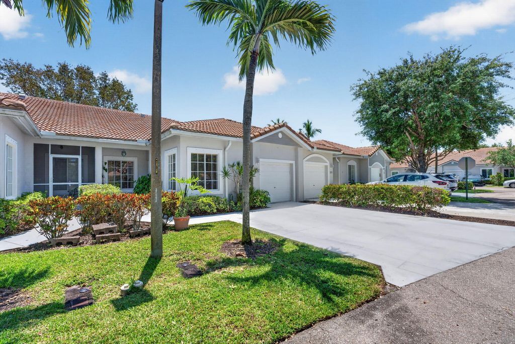 Photo of 1092 SW 42nd Avenue, Deerfield Beach, FL 33442 (MLS # B26023275)