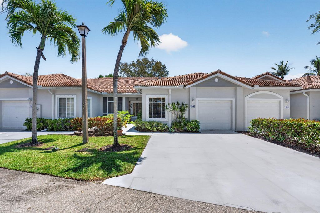 Photo of 1092 SW 42nd Avenue, Deerfield Beach, FL 33442 (MLS # B26023275)