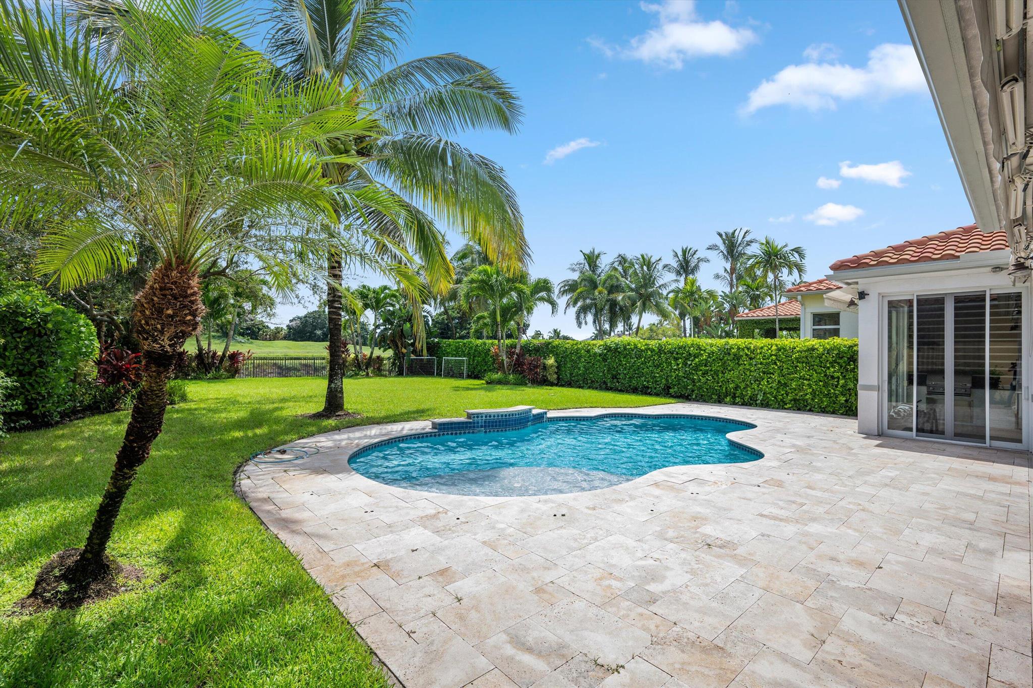 HUNTERS CHASE OF PALM BEA - Residential