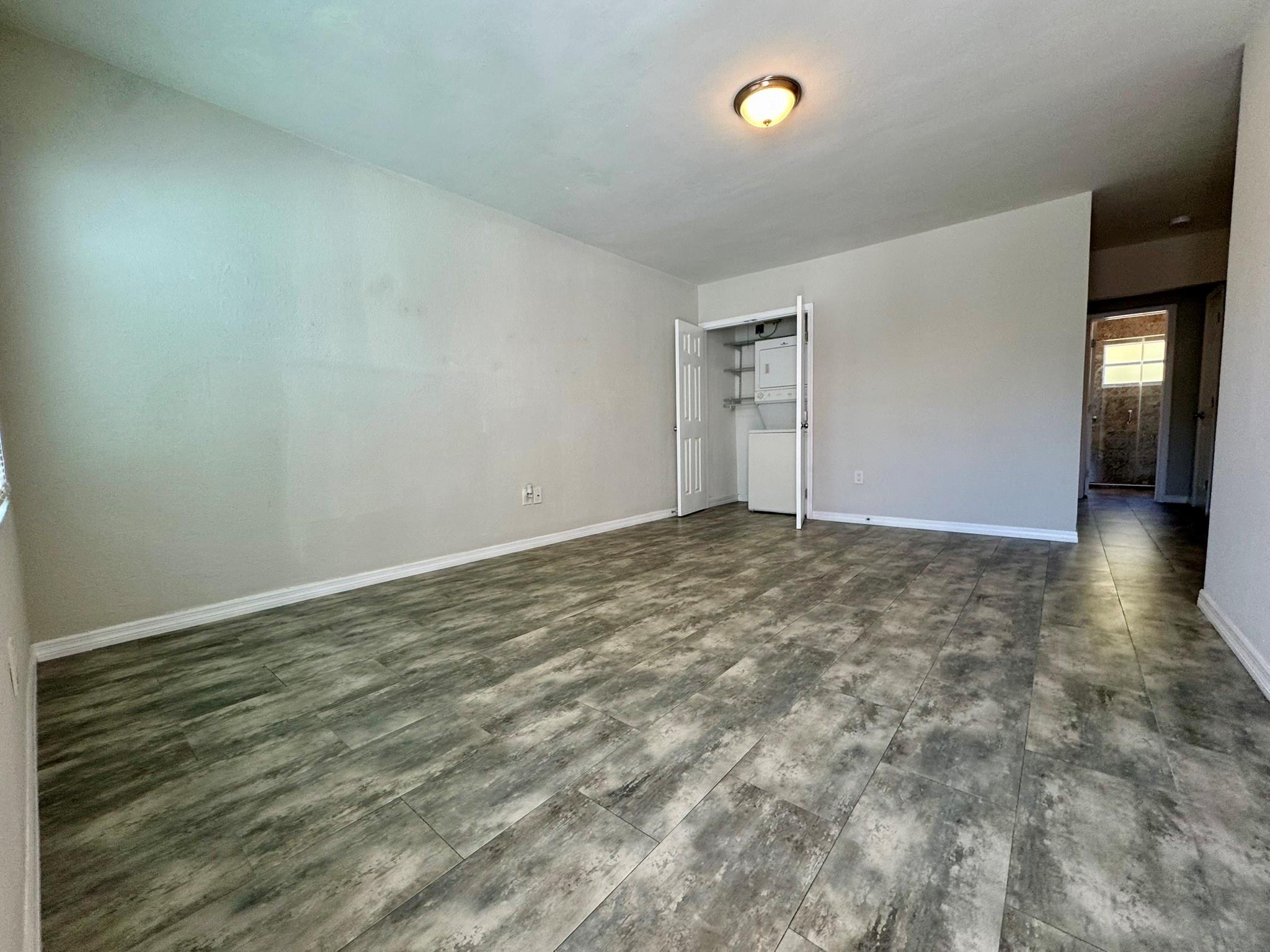 Ocean Beach Add 03 - Residential Lease