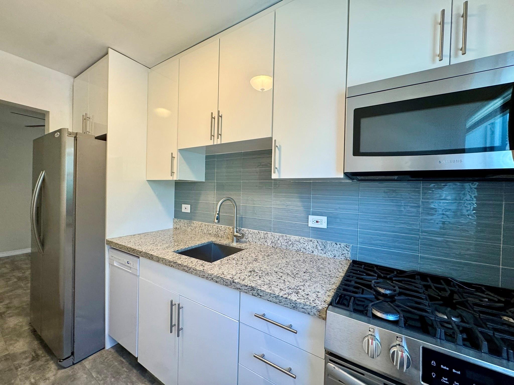 Ocean Beach Add 03 - Residential Lease