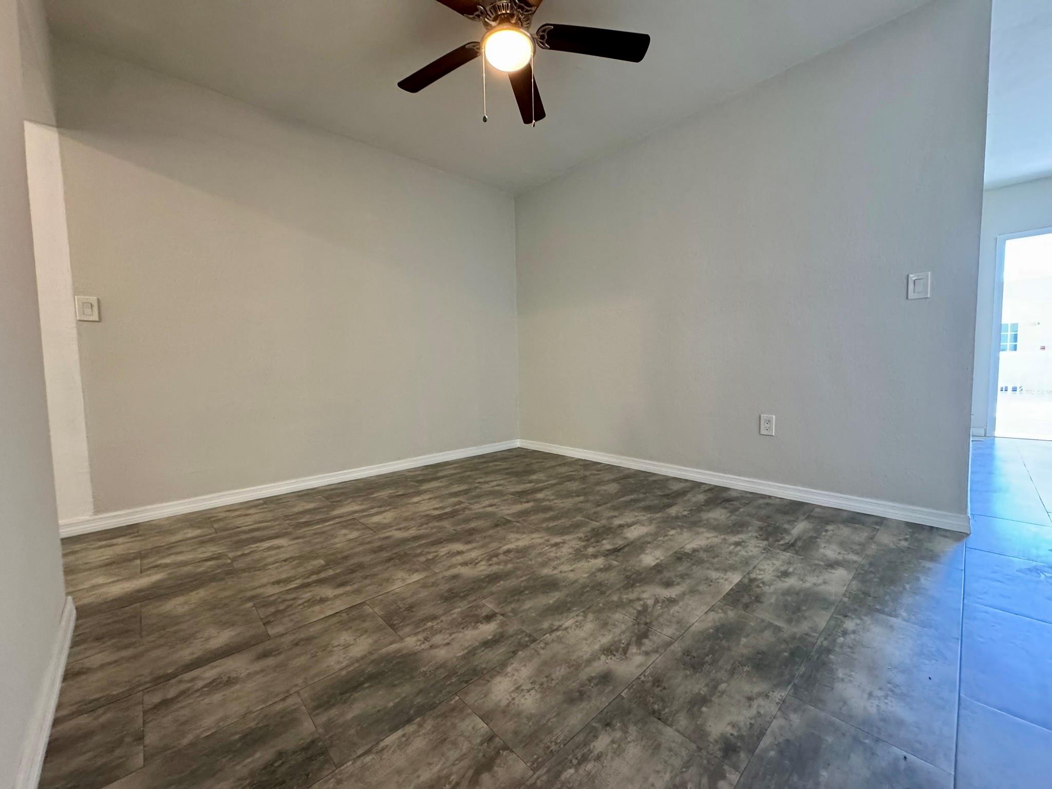 Ocean Beach Add 03 - Residential Lease