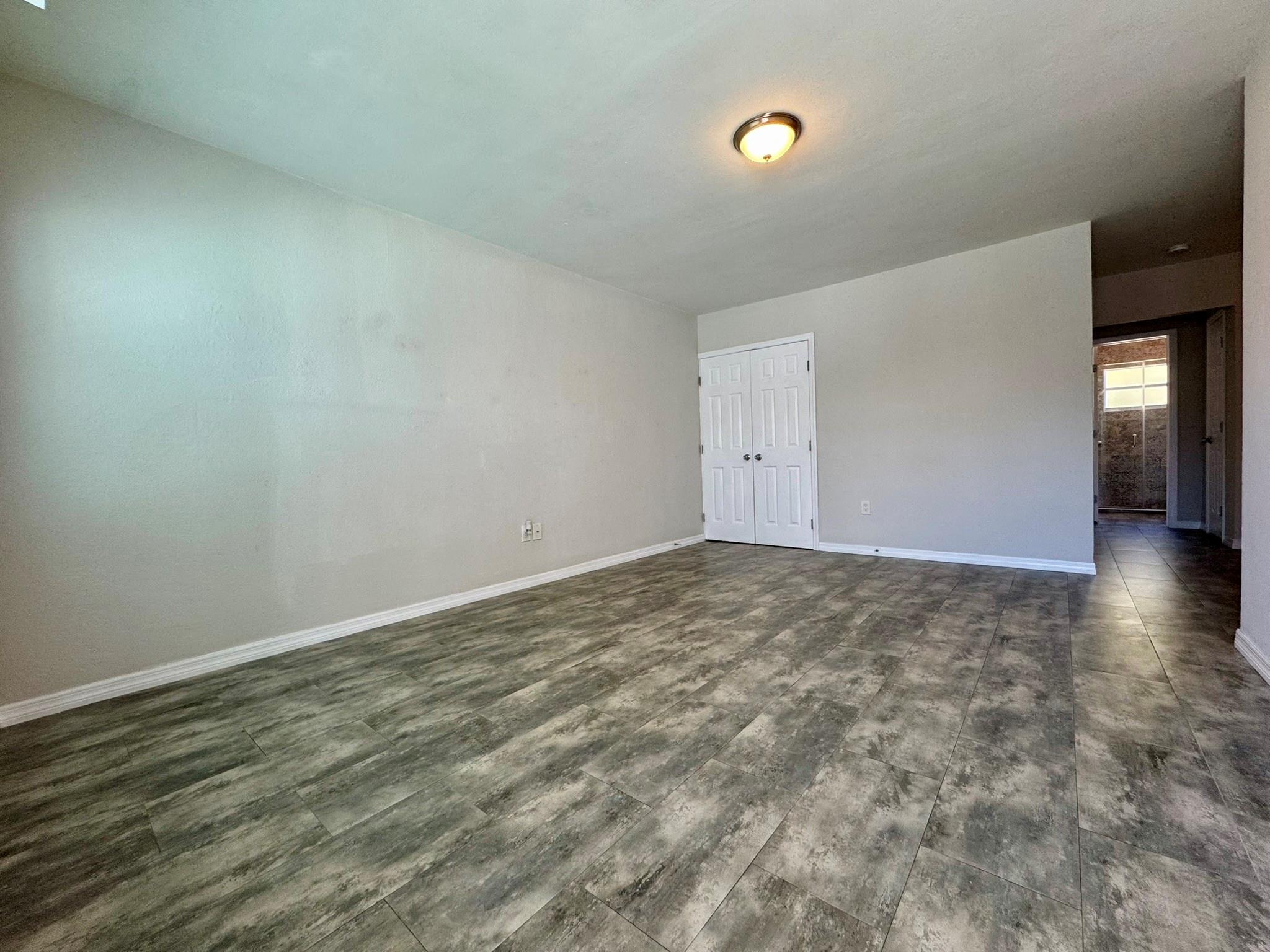 Ocean Beach Add 03 - Residential Lease