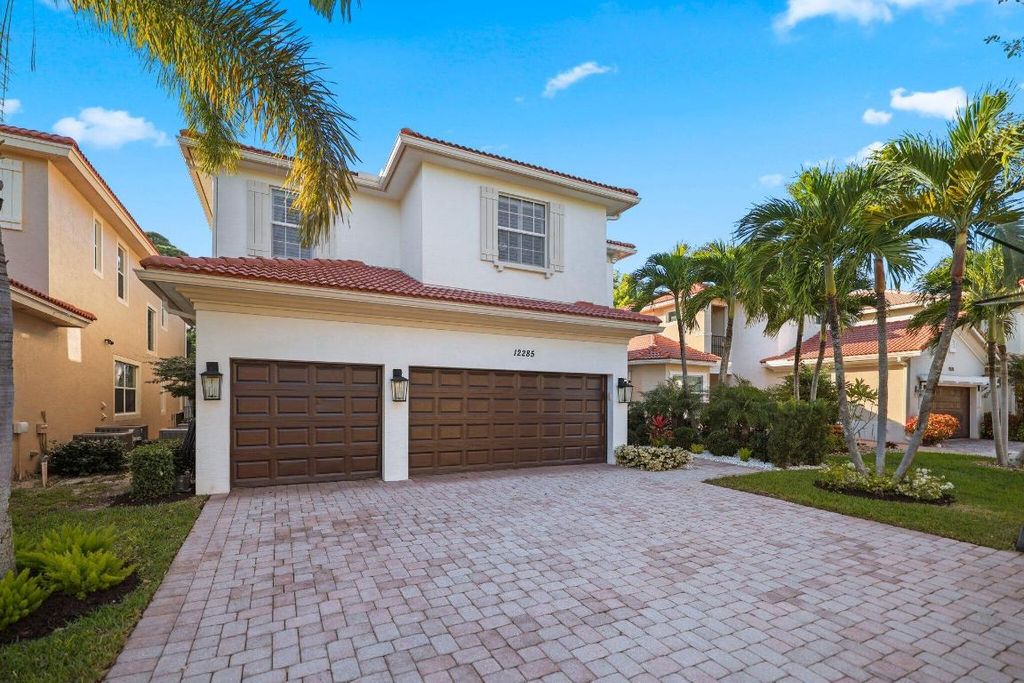 Photo of 12285 Aviles Circle, Palm Beach Gardens, FL 33418 (MLS # R11158008)