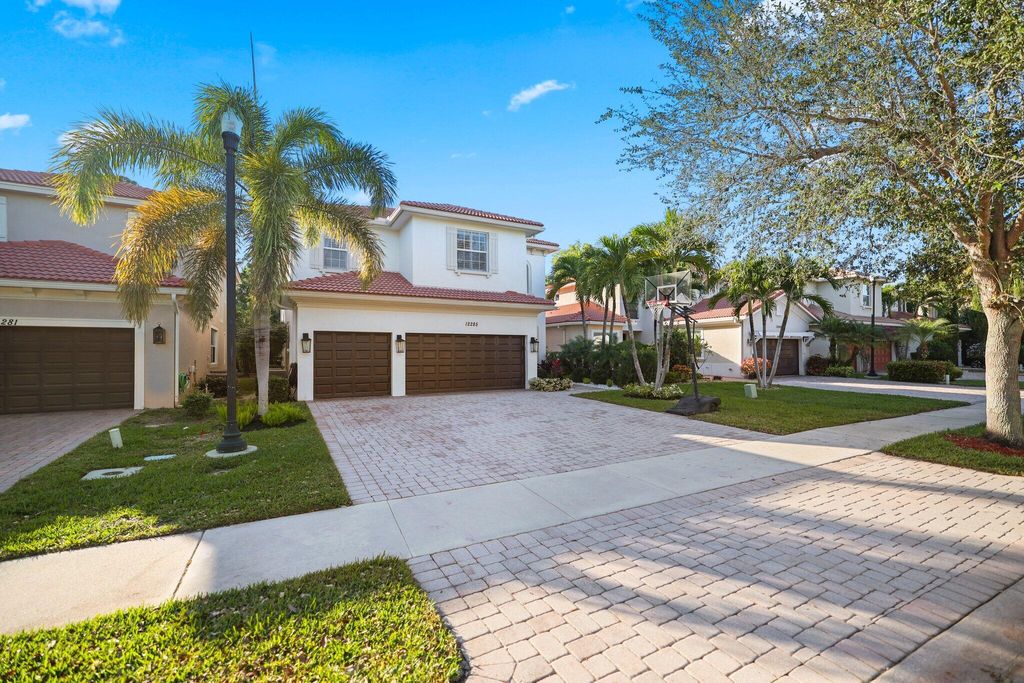 Photo of 12285 Aviles Circle, Palm Beach Gardens, FL 33418 (MLS # R11158008)