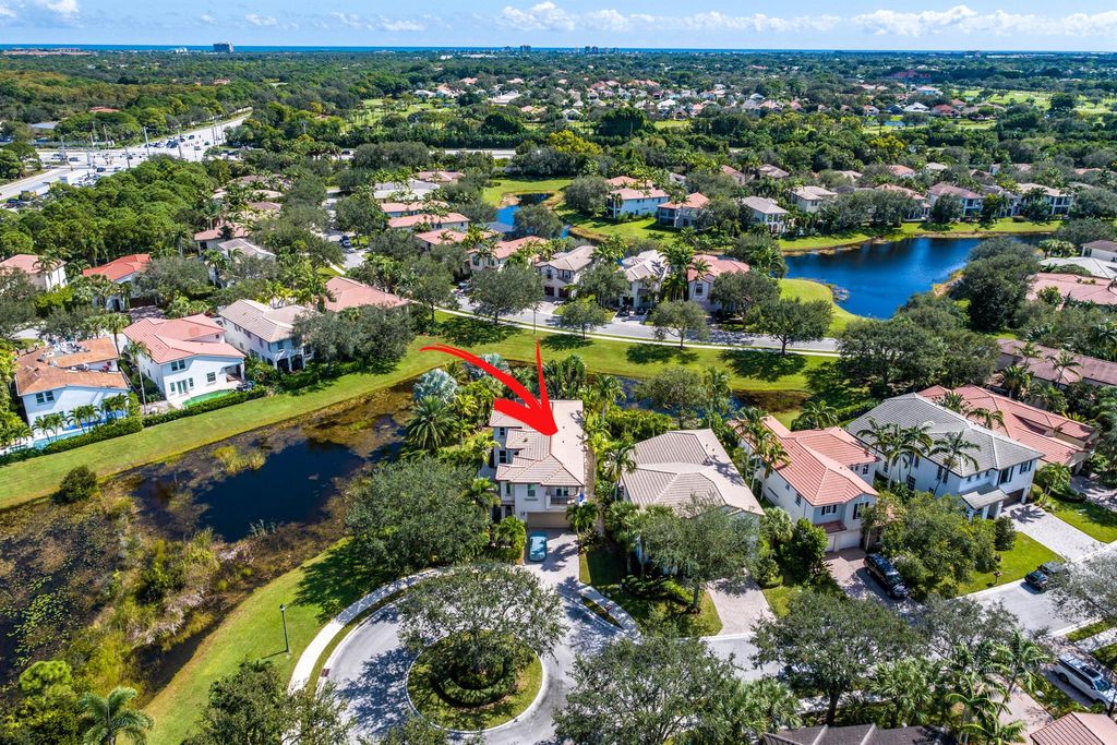 Photo of 1920 Flower Drive, Palm Beach Gardens, FL 33410 (MLS # R10930823)