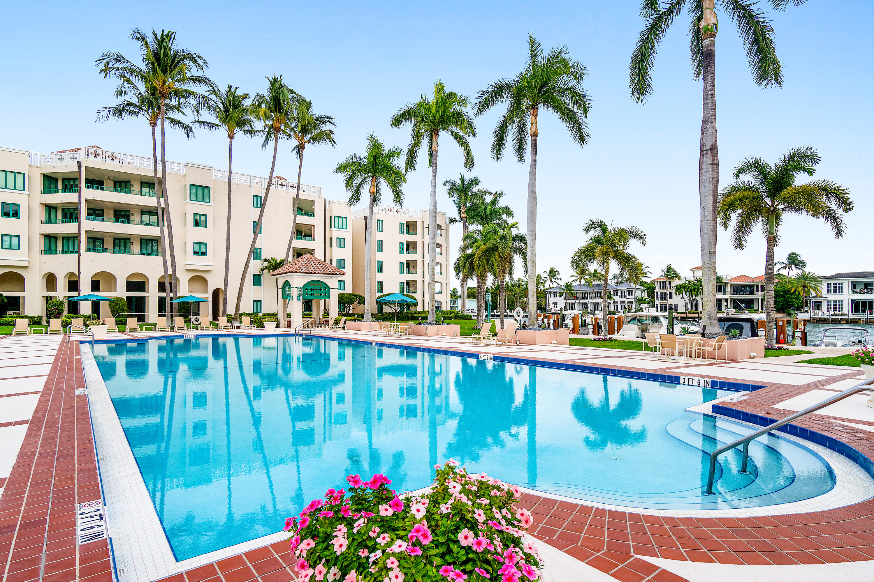 MIZNER COURT CONDO - Residential