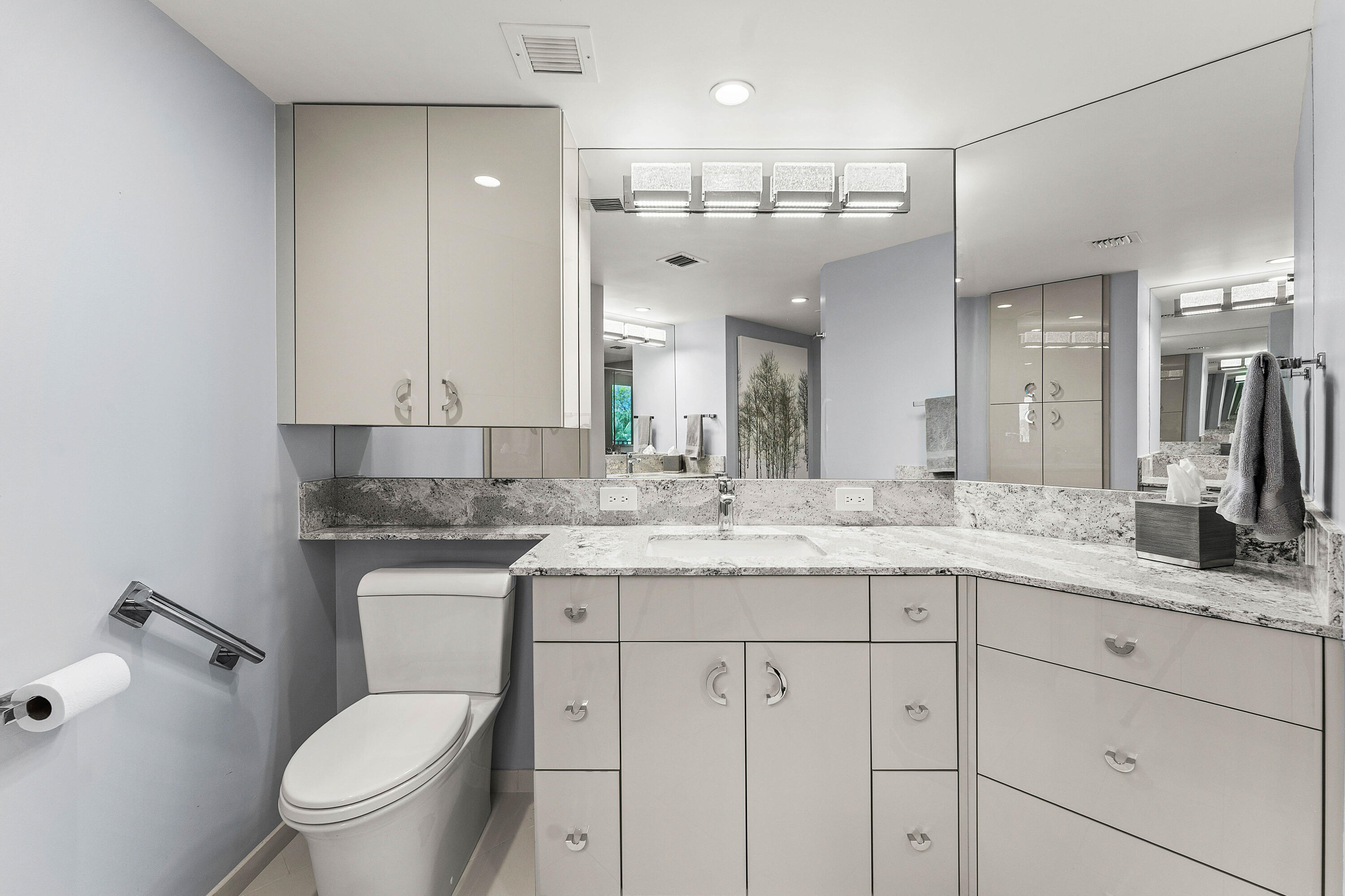 MIZNER COURT CONDO - Residential