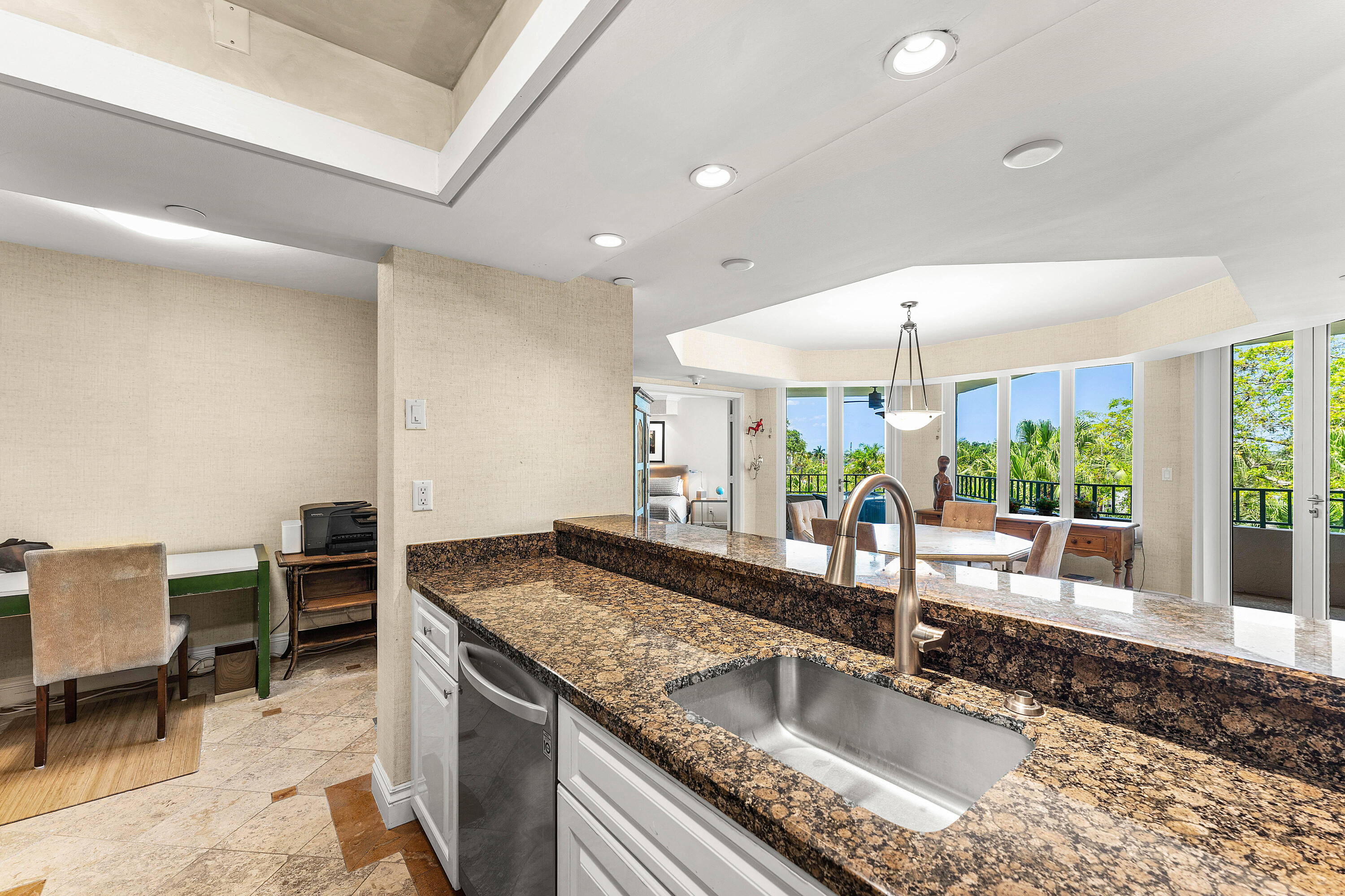 MIZNER COURT CONDO - Residential