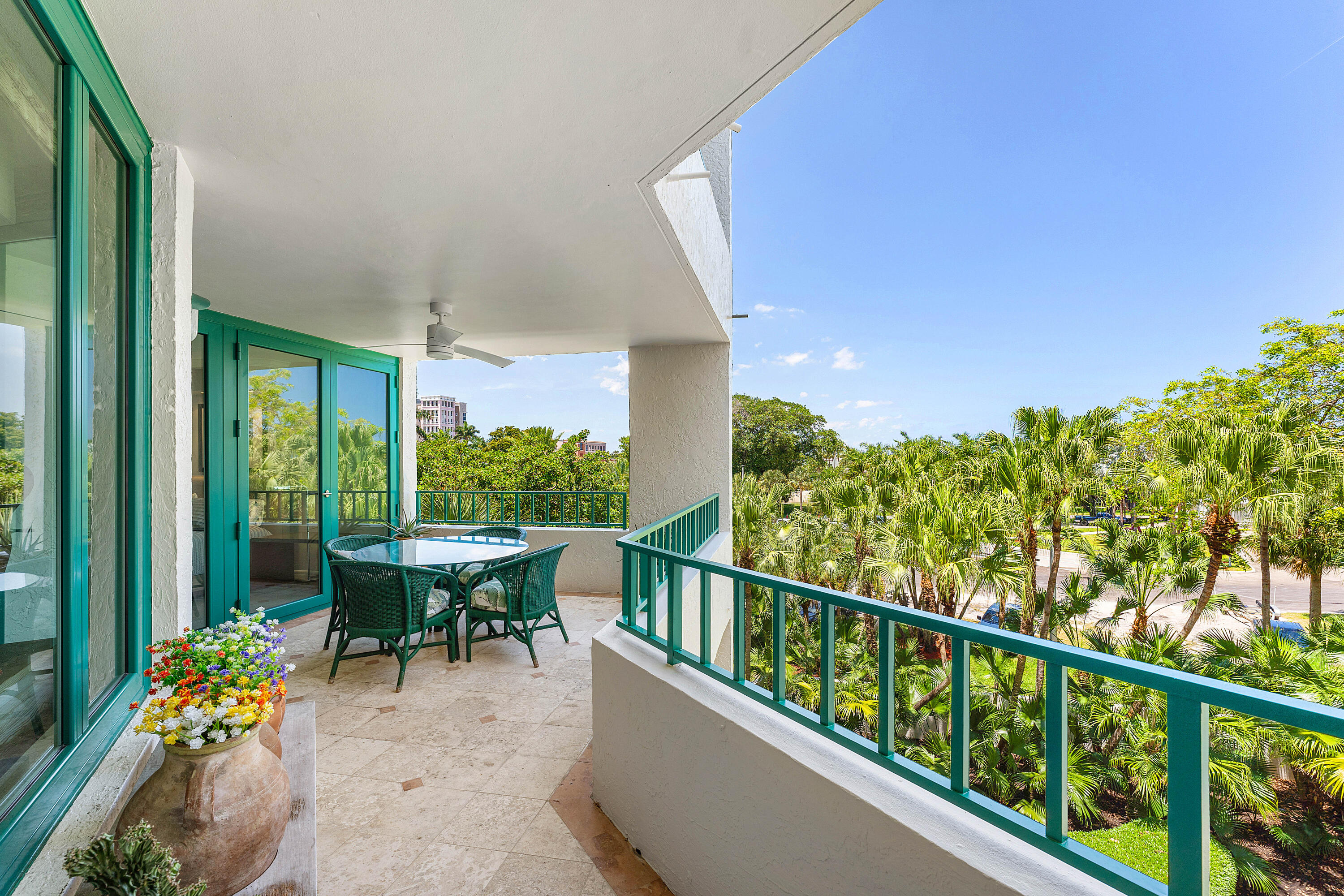 MIZNER COURT CONDO - Residential