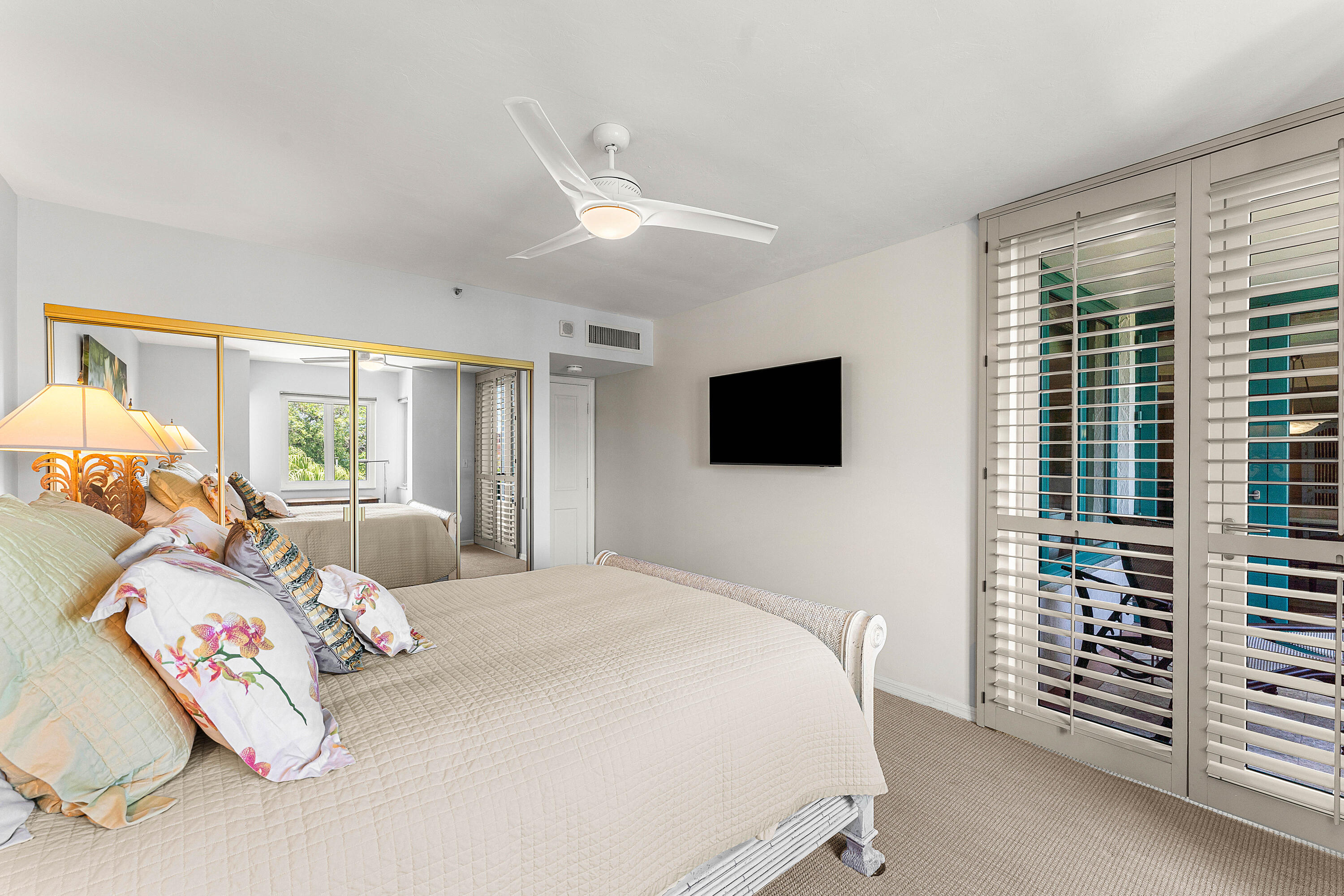 MIZNER COURT CONDO - Residential