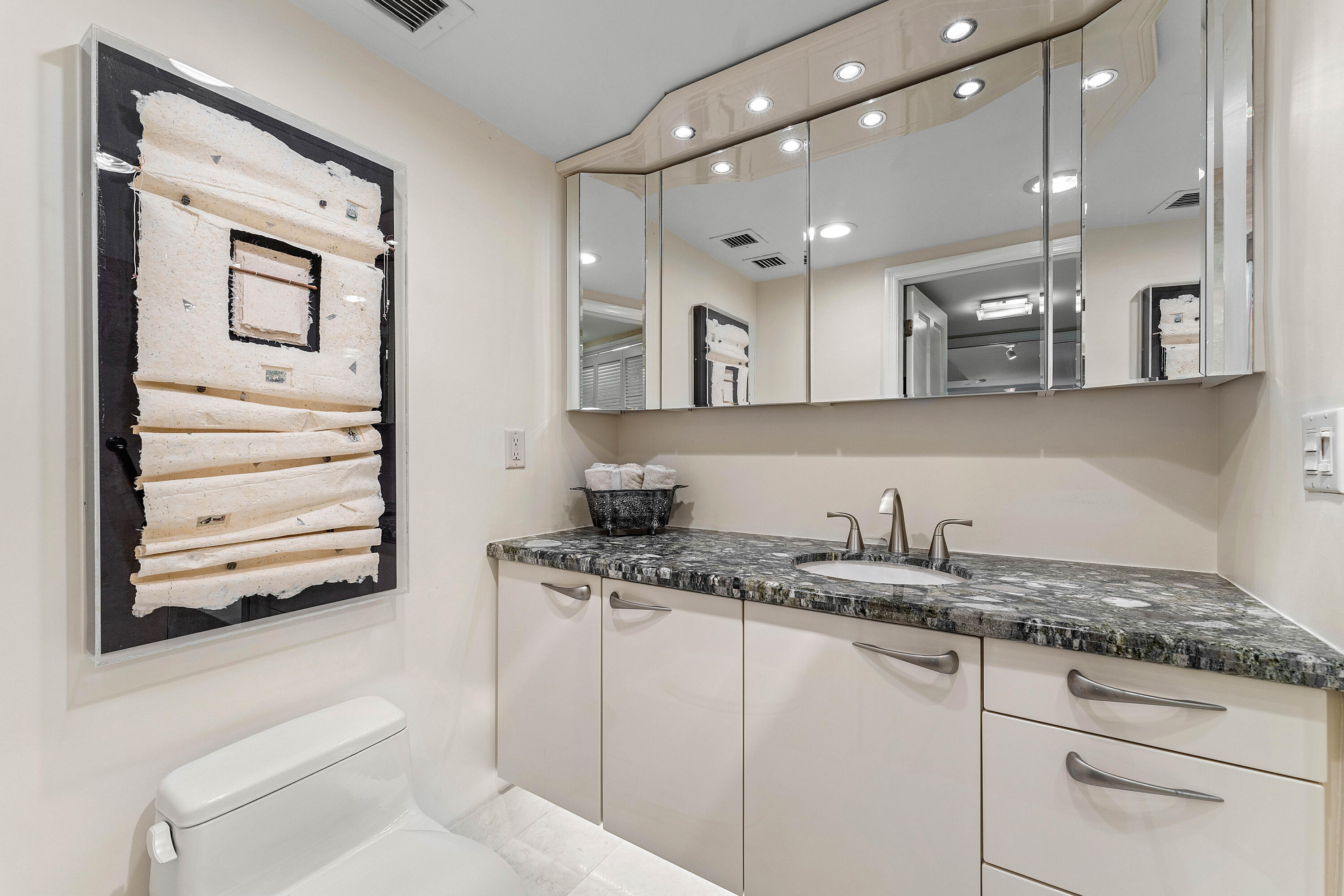 MIZNER COURT CONDO - Residential