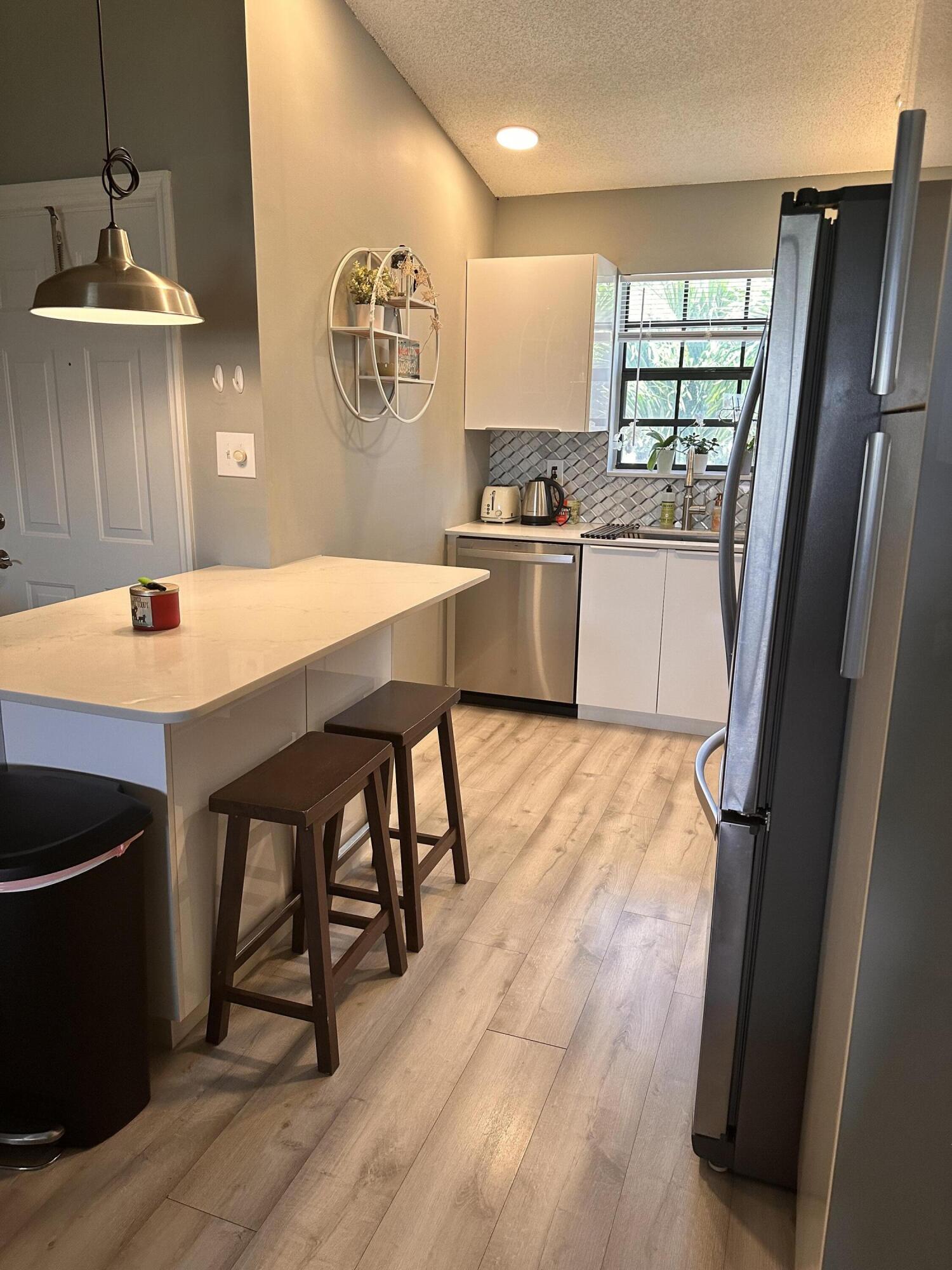 LAKE WINDWOOD CONDO - Residential Lease