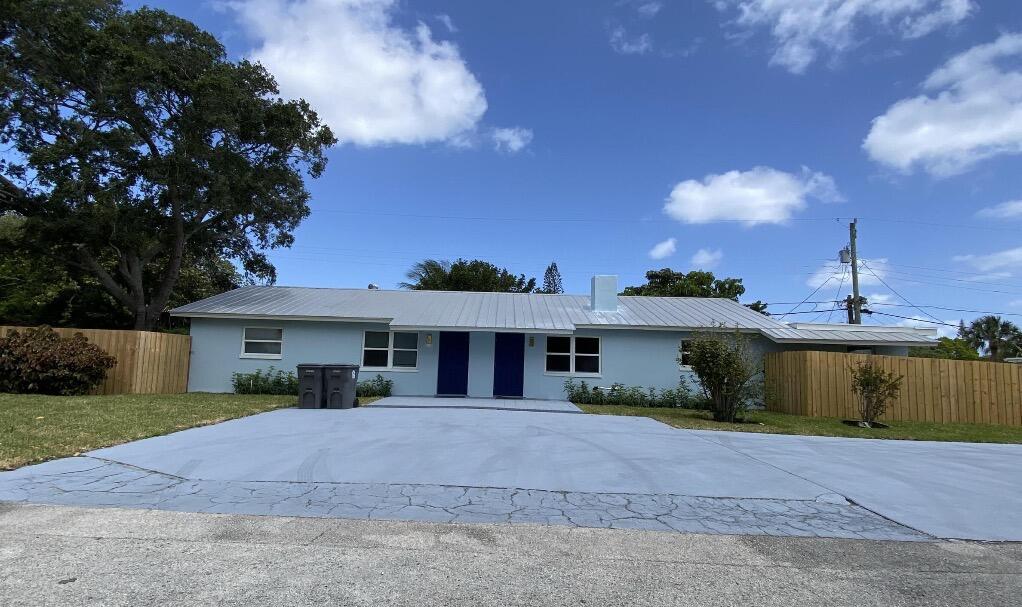 1867 Windsor Drive