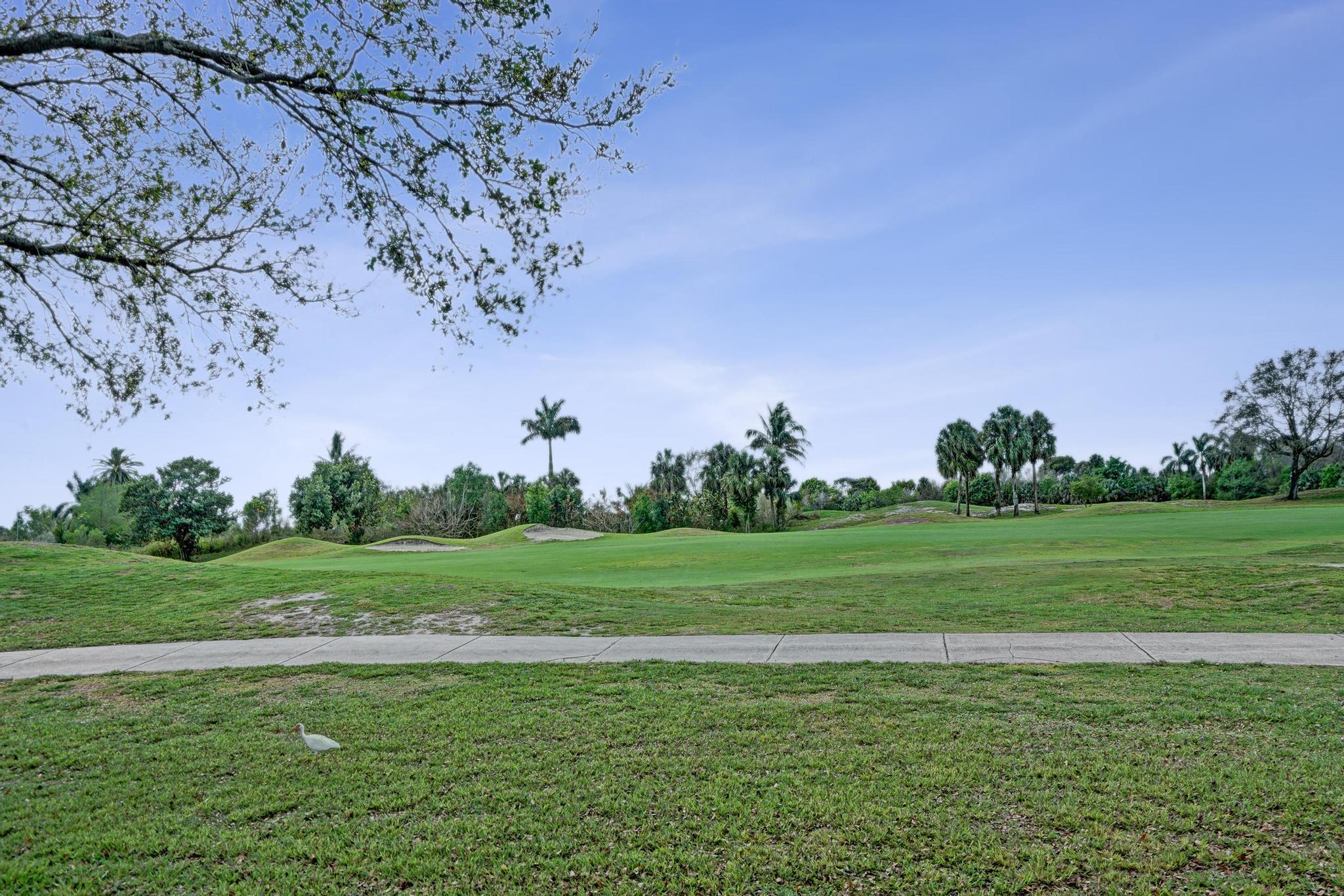 PLANTATION GOLF ESTATES - Residential Lease