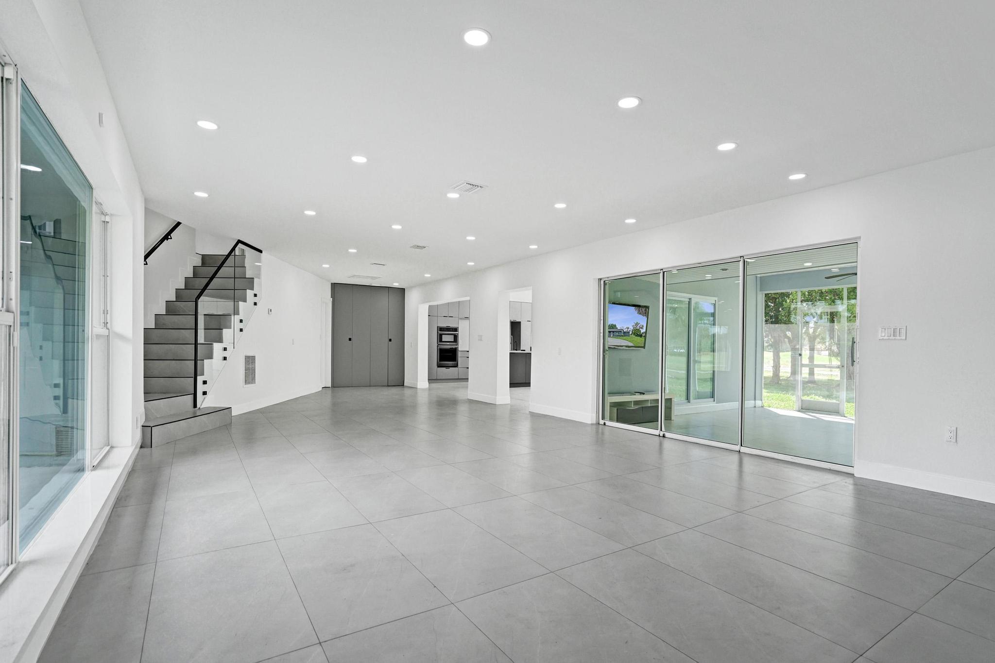 PLANTATION GOLF ESTATES - Residential Lease