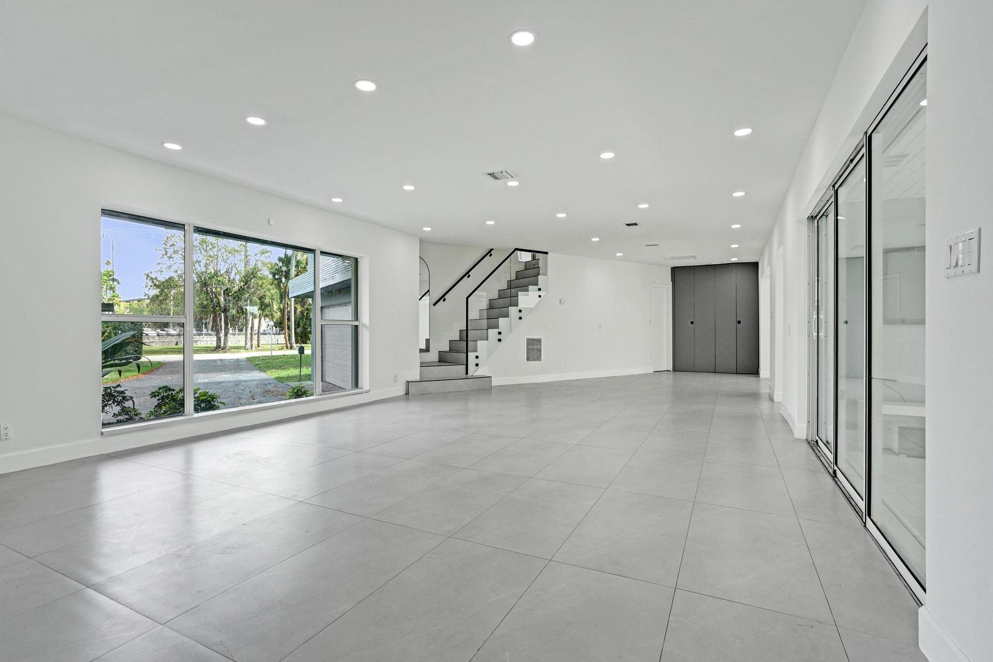 PLANTATION GOLF ESTATES - Residential Lease