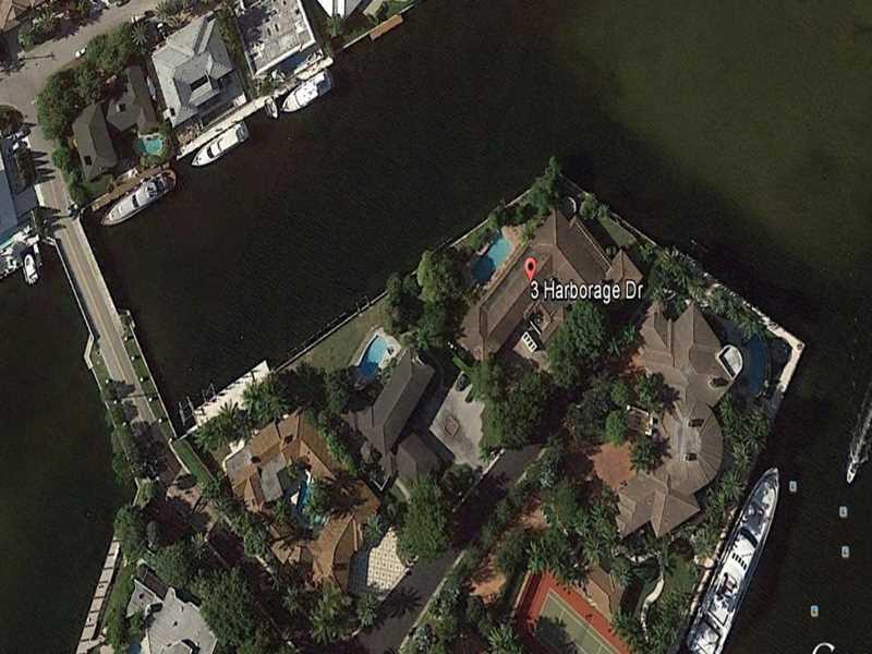 AT NE COR OF GOV - Residential