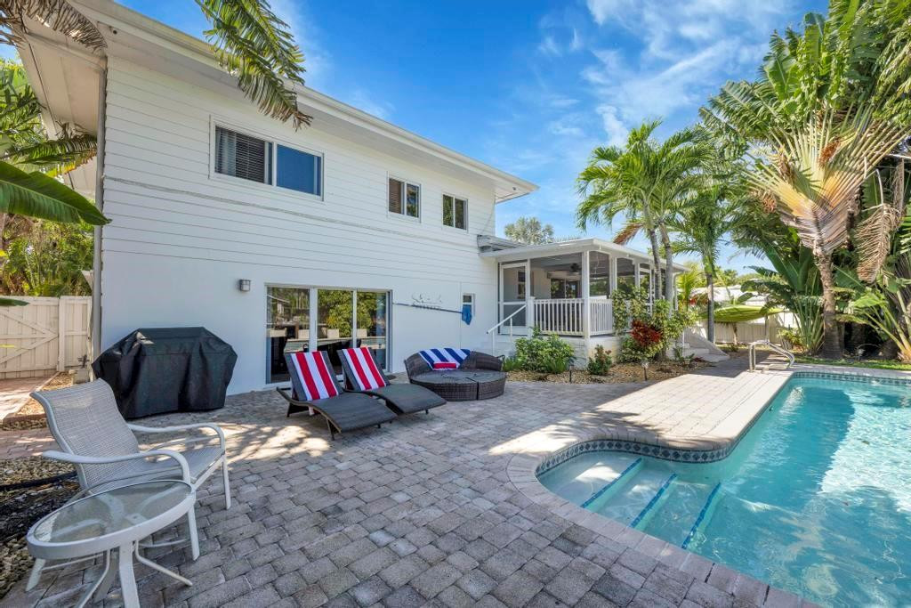 CORAL TERRACE - Residential