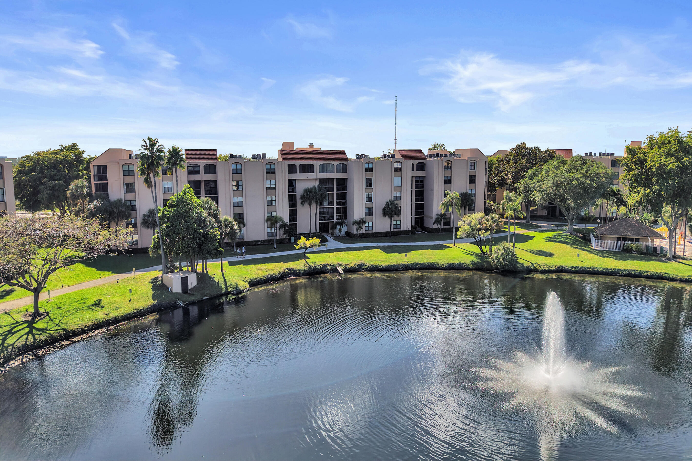 LAVERS DELRAY RACQUET CLUB CONDO - Residential