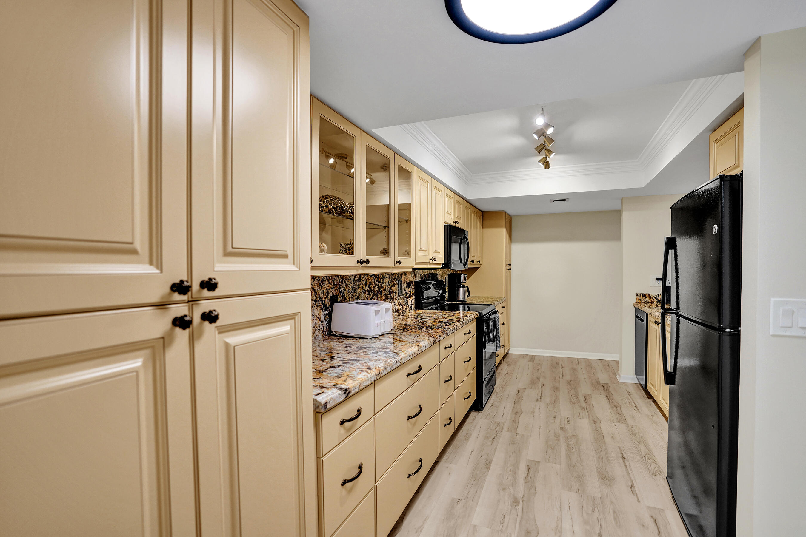 LAVERS DELRAY RACQUET CLUB CONDO - Residential