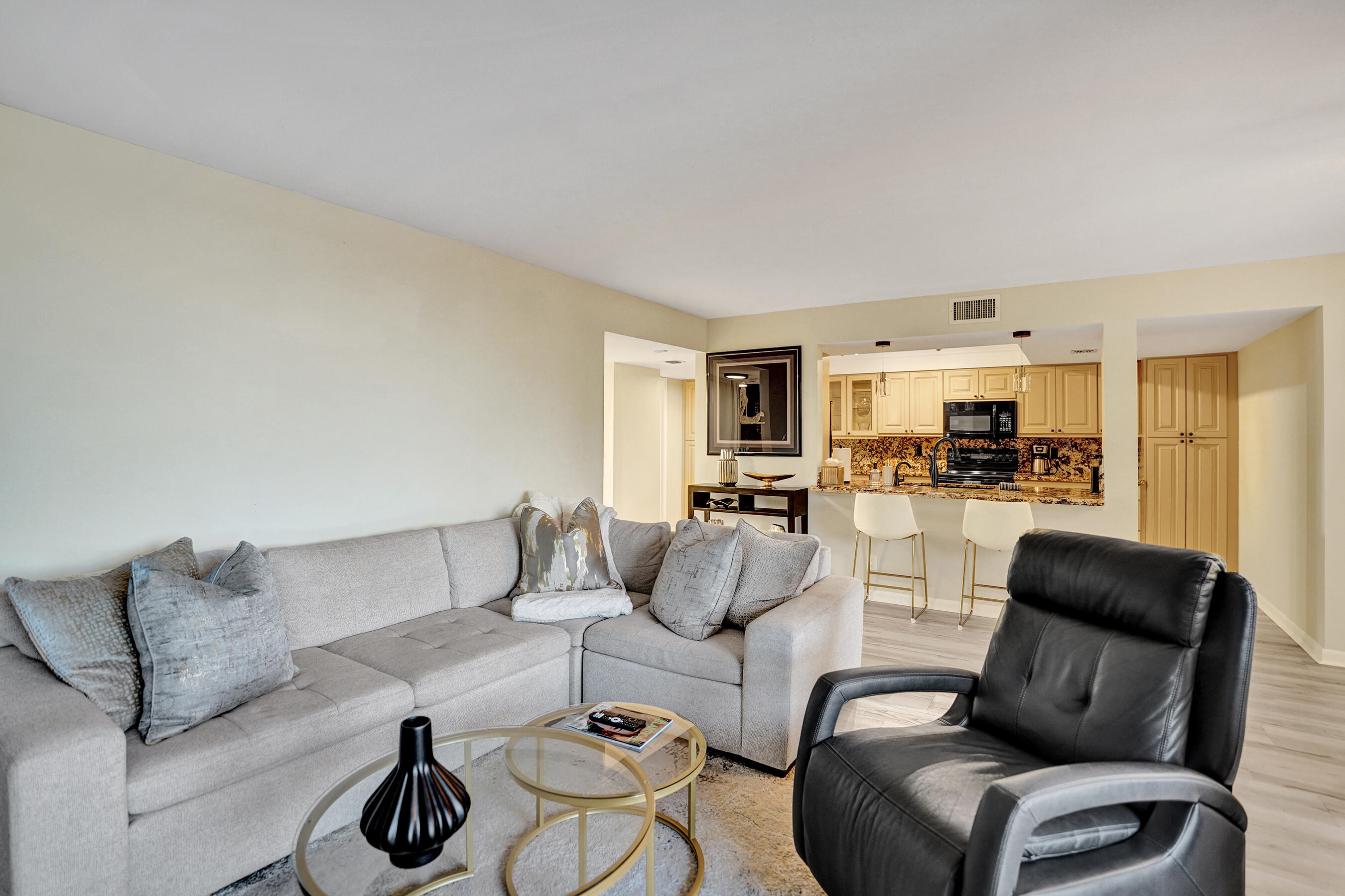 LAVERS DELRAY RACQUET CLUB CONDO - Residential