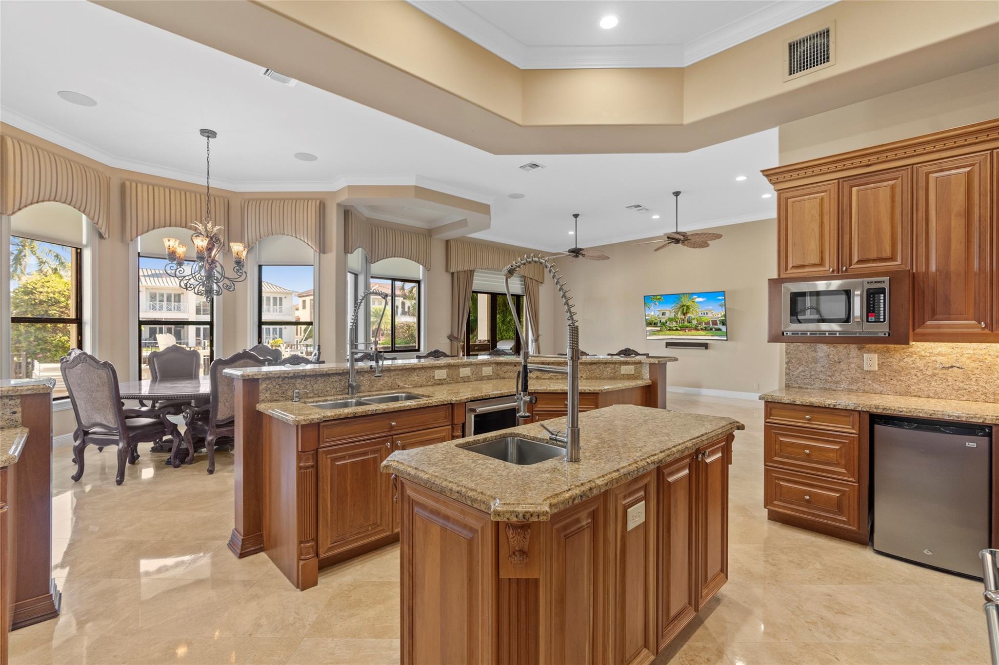 Lighthouse Point 5th Sec - Residential