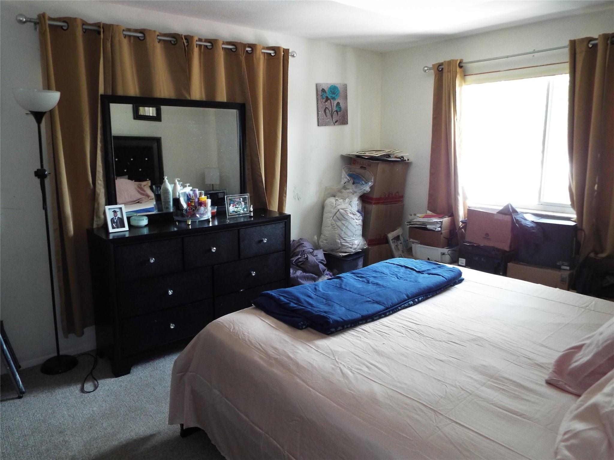 OAKLAND FOREST CLUB - Residential