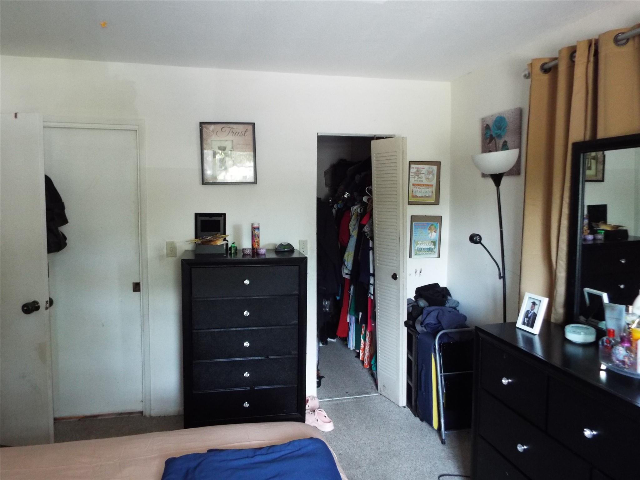 OAKLAND FOREST CLUB - Residential