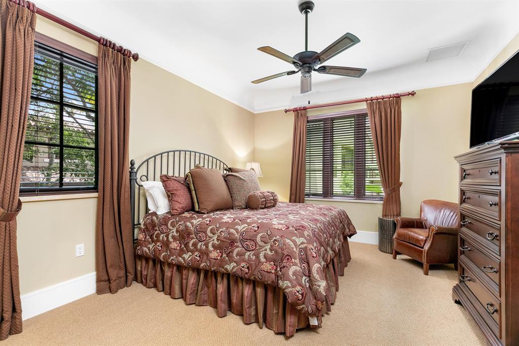 BEARS CLUB VILLAS CONDO - Residential