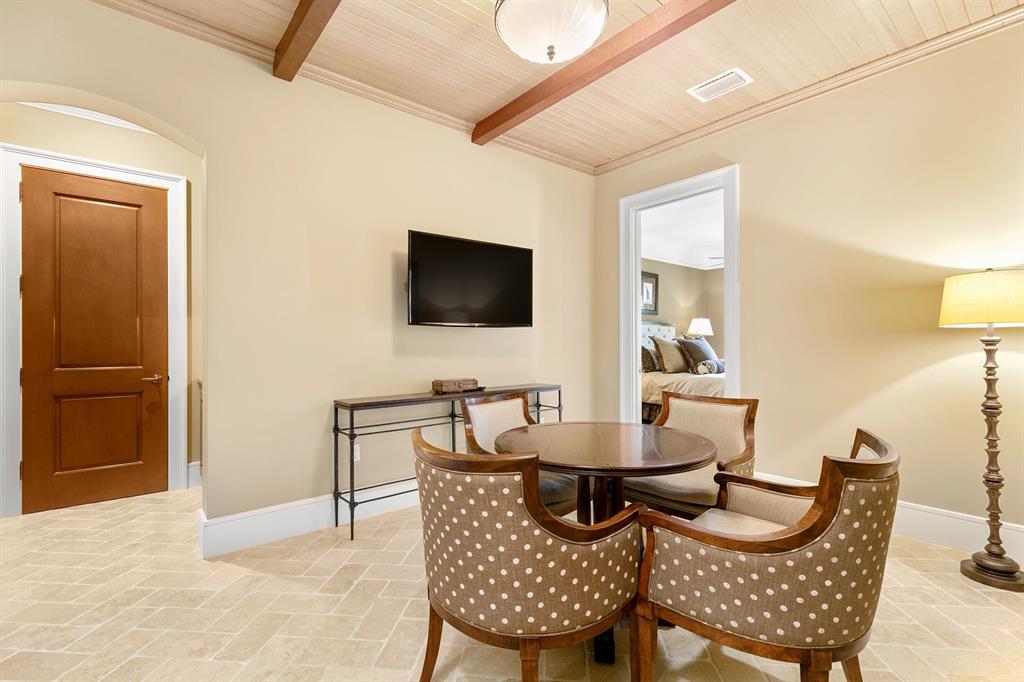 BEARS CLUB VILLAS CONDO - Residential