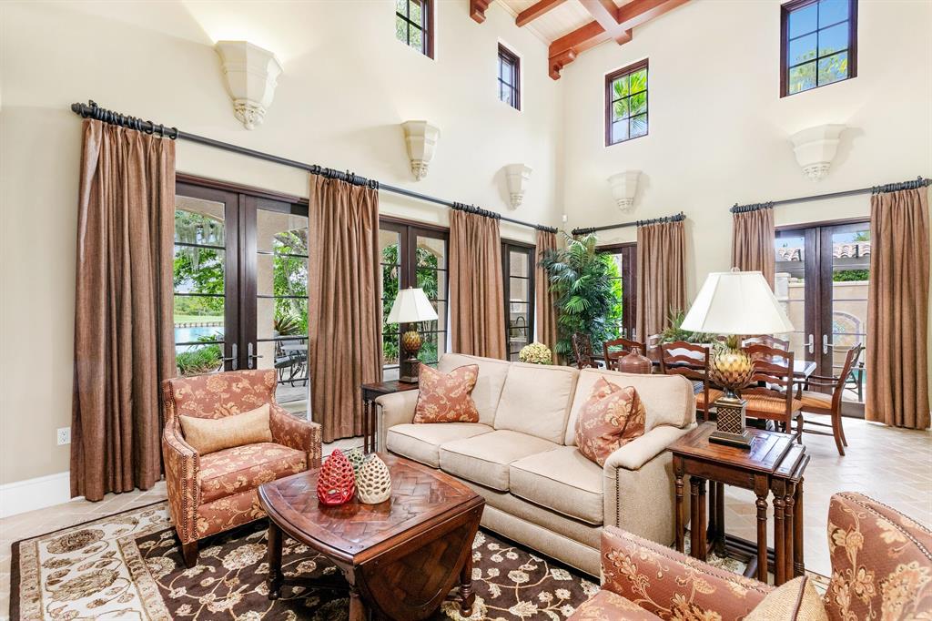 BEARS CLUB VILLAS CONDO - Residential