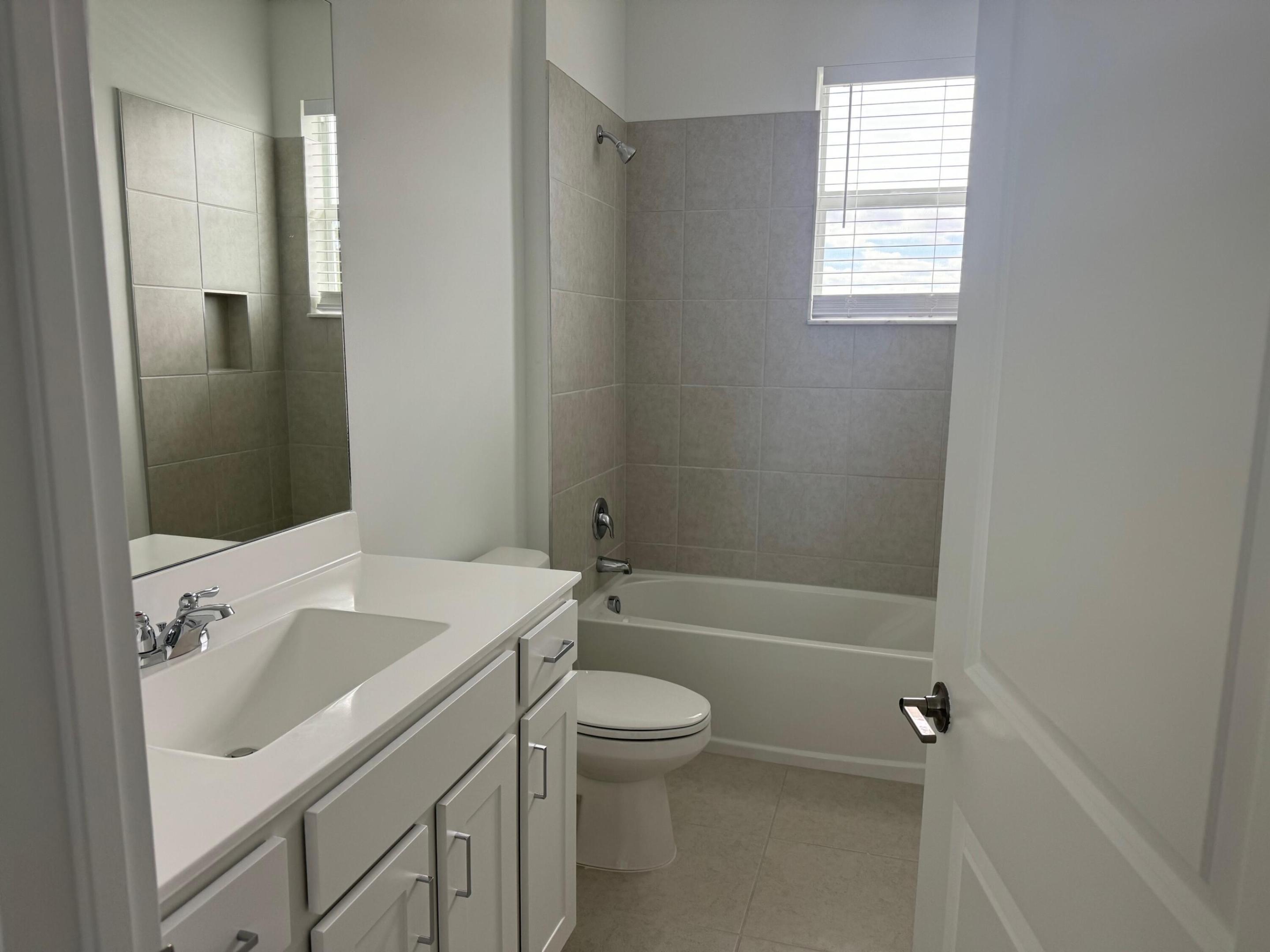 HEATHWOOD RESERVE PUD - Residential Lease