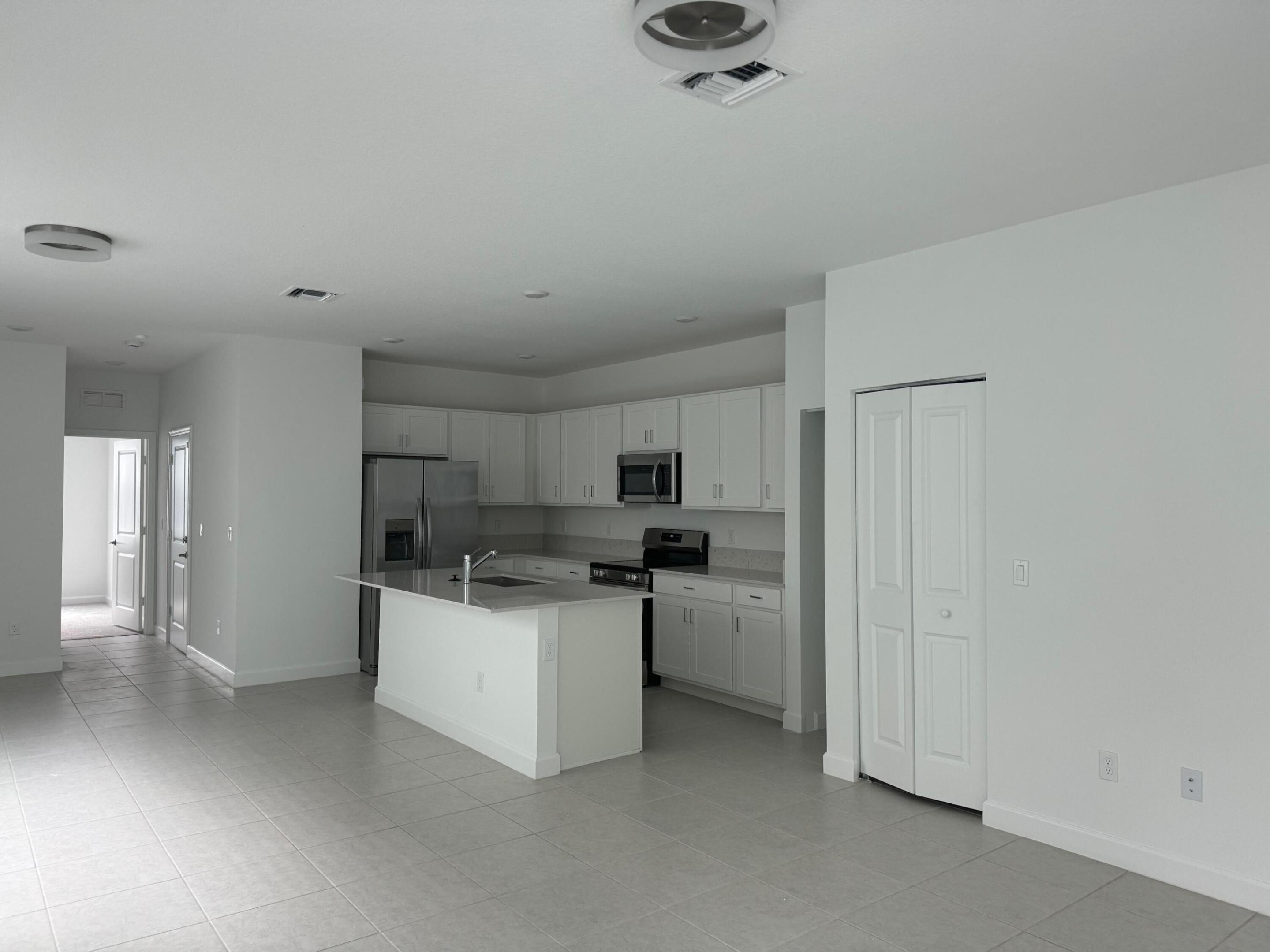 HEATHWOOD RESERVE PUD - Residential Lease