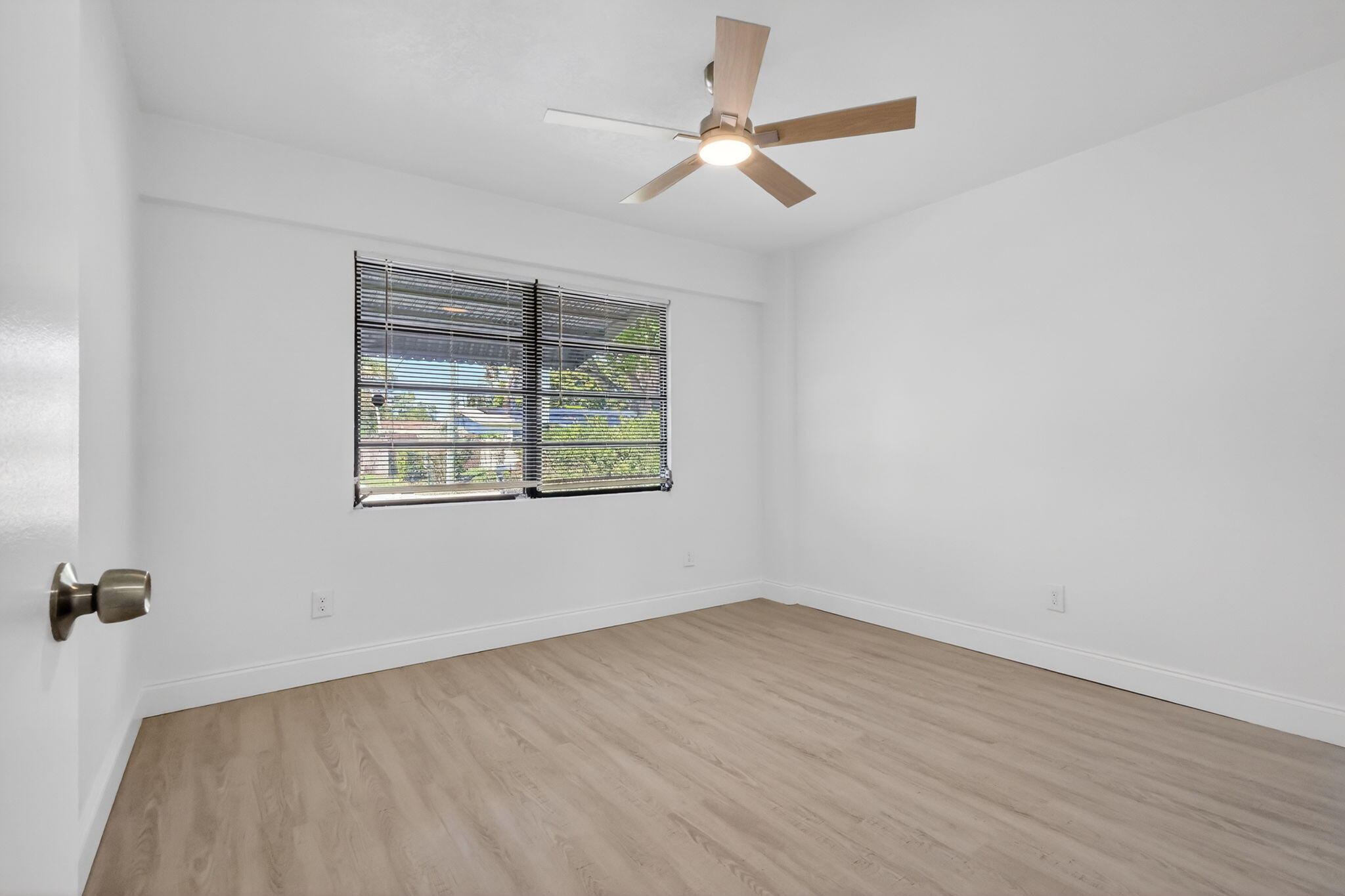 PALM BEACH FARMS CO 7 - Residential