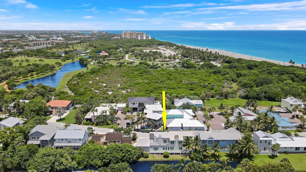 Photo of 306 Xanadu Place, Jupiter, FL 33477 (MLS # R11007210)